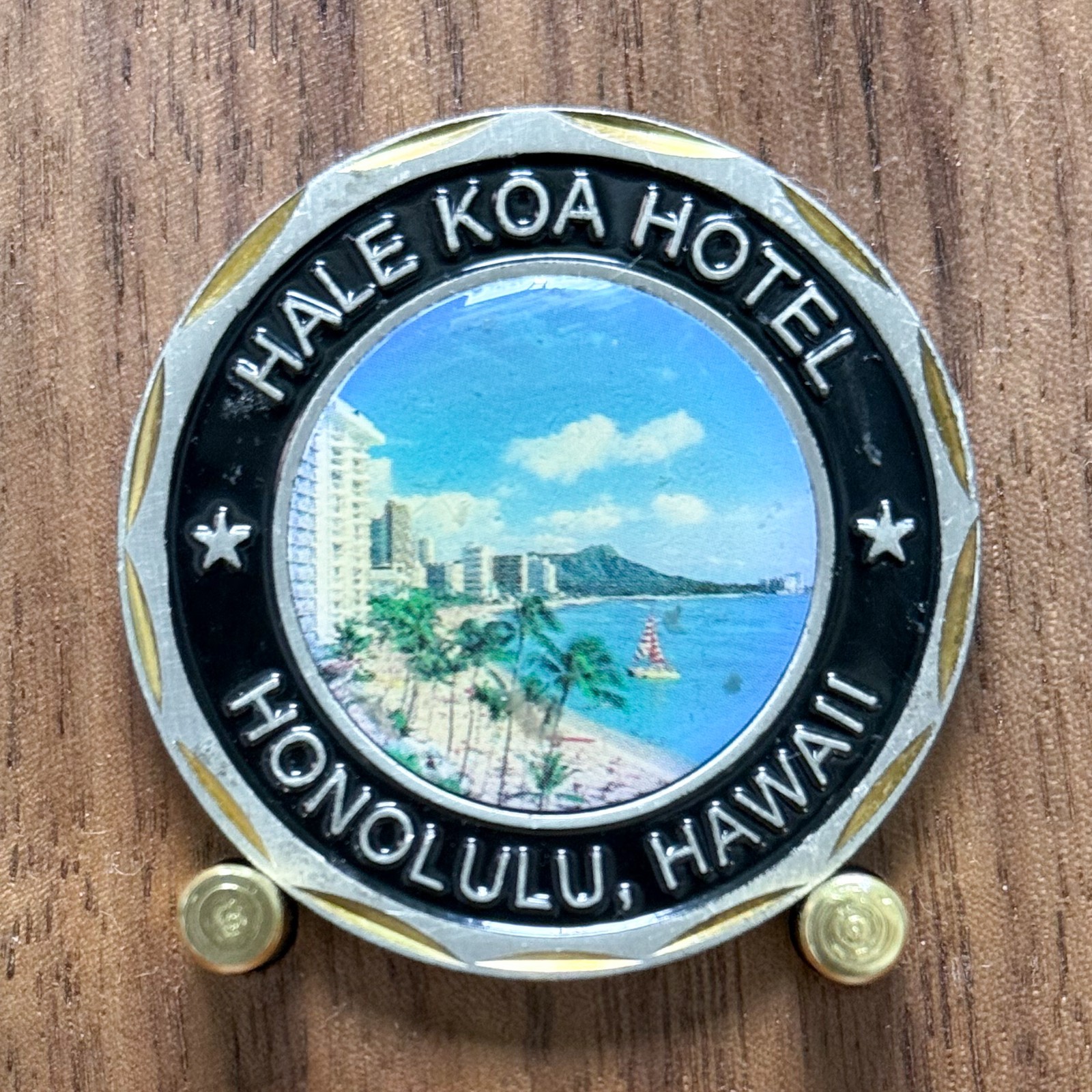 Hale Koa Hotel Waikiki Beach Honolulu Hawaii Challenge Coin  W#1