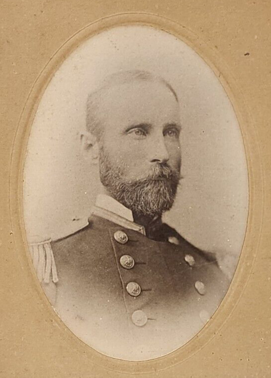 Antique 1800s Cabinet Card Portrait Of Prestigious Looking High Ranking Soldier