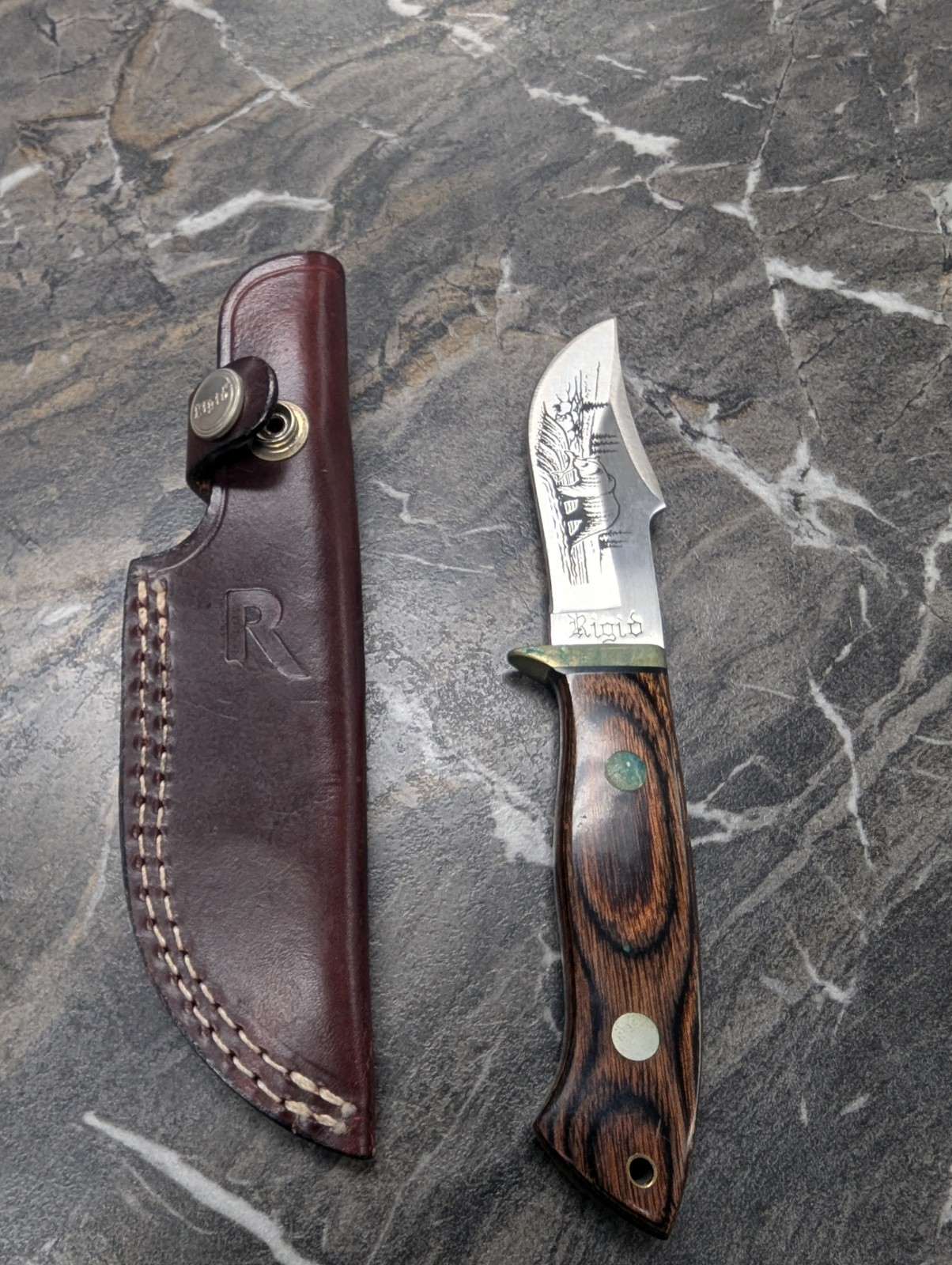 RIGID RG-47 VINTAGE SEKI JAPAN (1970’S-80’S) ETCHED GRIZZLY BEAR - ORG. SHEATH