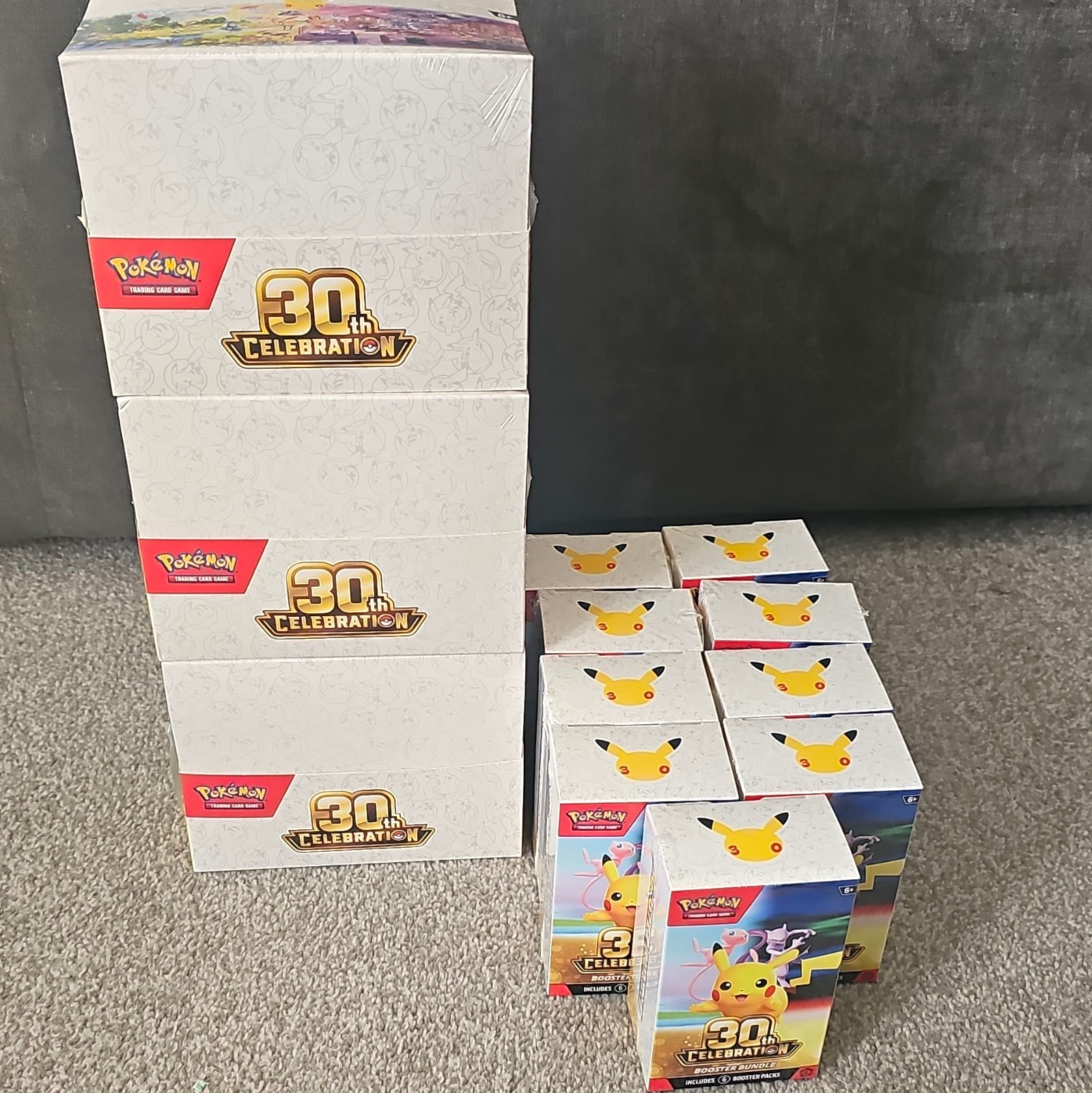 Pokémon TCG 30th Celebration Mini Tins Set  Display Box x3 Booster Bundle x9 