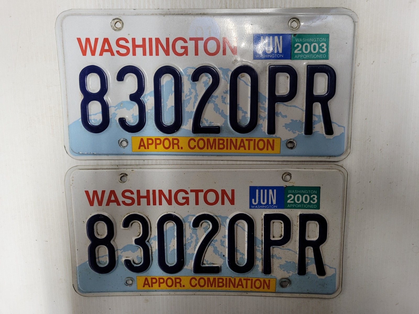 PAIR 2003 Washington APPORTIONED COMBINATION   License Plate Tag TRUCKING