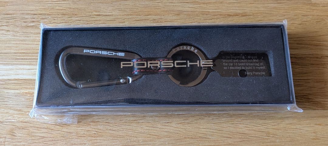 Novelty Porsche Keychain Carabiner Car Collection Original item