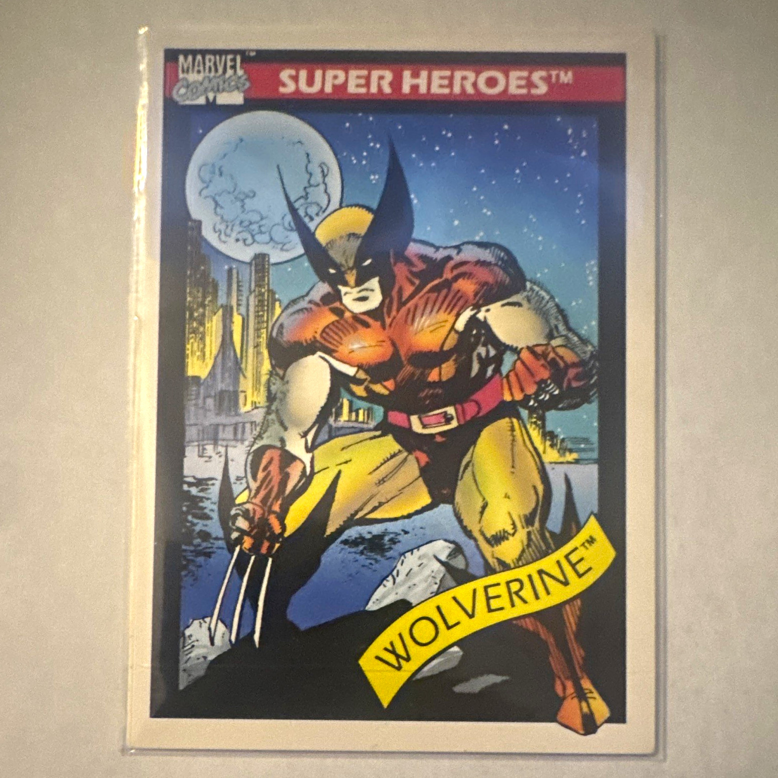 Impel 1990 Marvel Super Heroes Wolverine #10 Base Set Non-Sport Trading Card