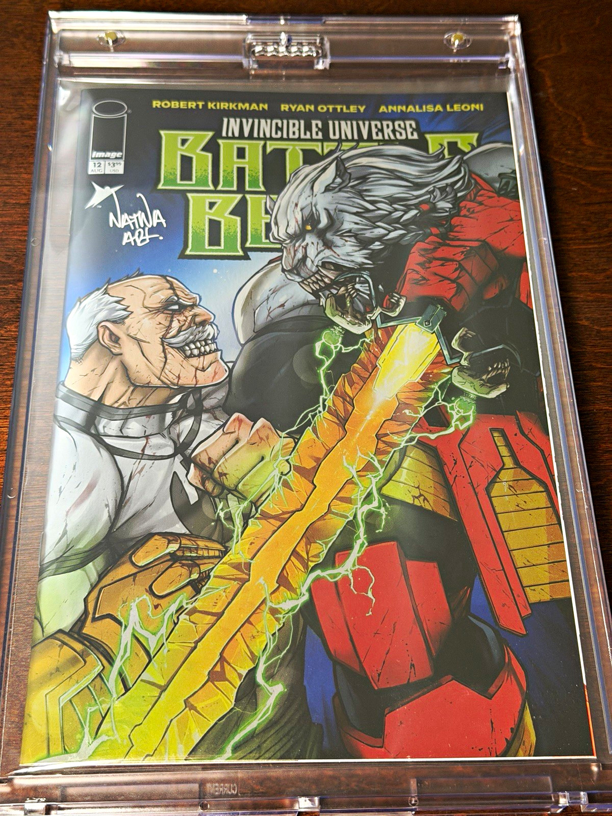 FREE SHIPPING Invincible Universe Battle Beast 12 Trade Foil Signed Melendez COA
