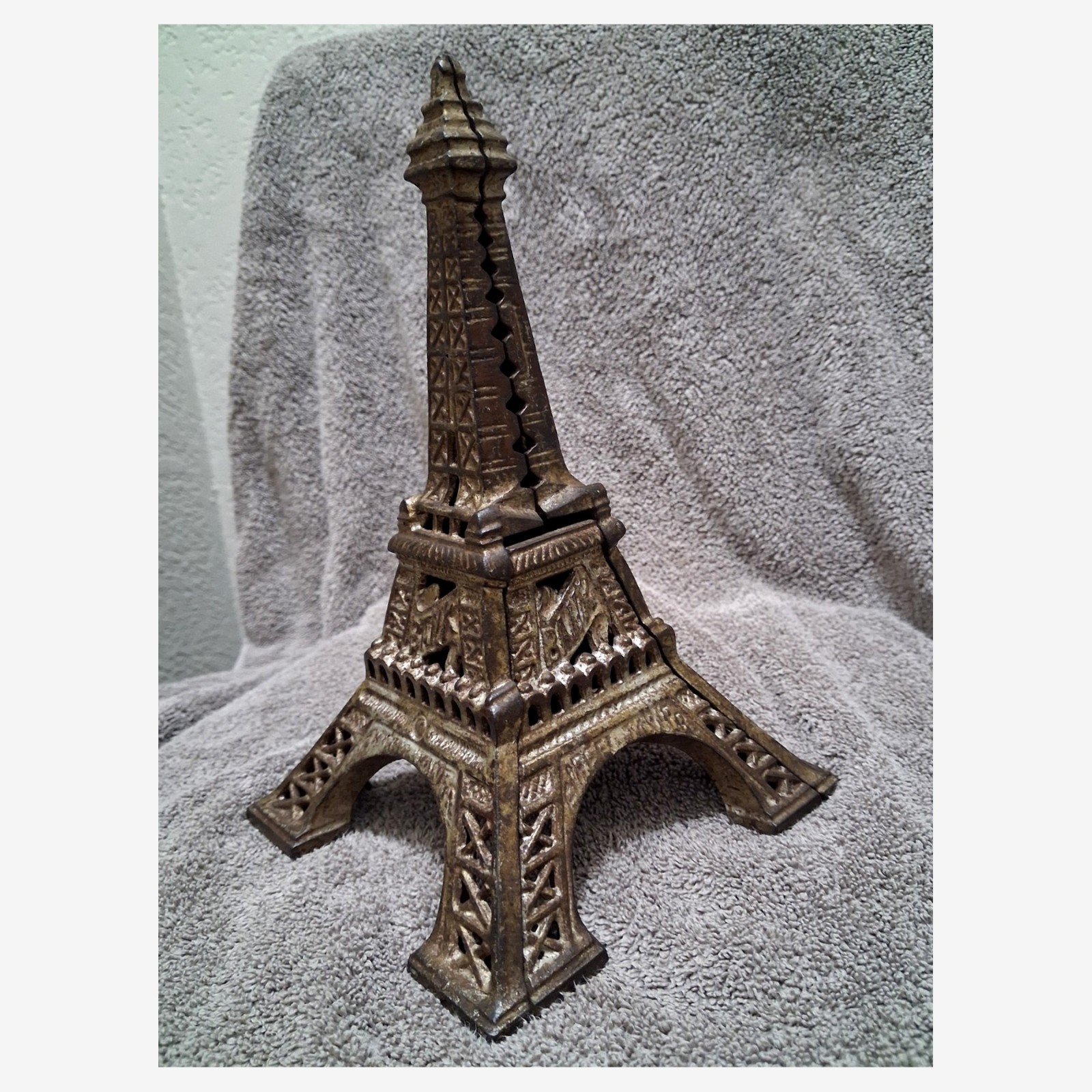Antique c1910 Cast Iron Eiffel Tower France Still Coin Bank England 9\