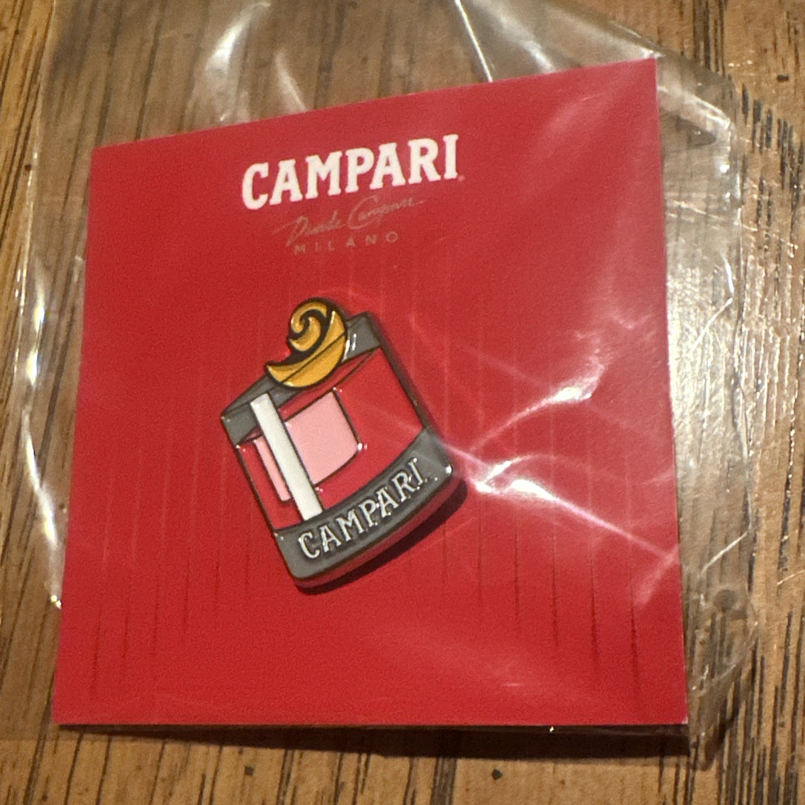 Campari Negroni Cocktail Enamel Hat Shirt Lapel Pin Brand New W/ Recipe Campari Negroni Cocktail Enamel Hat Shirt Lapel Pin Brand New W/ Recipe