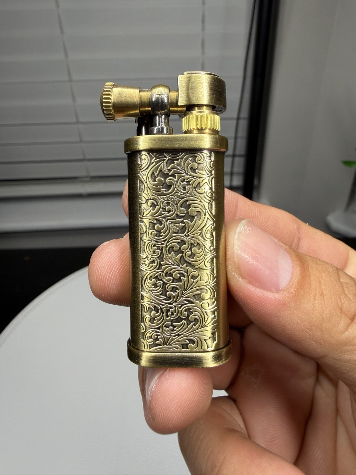 Vintage Style Refillable Lighter Antique Design Collectible Gift