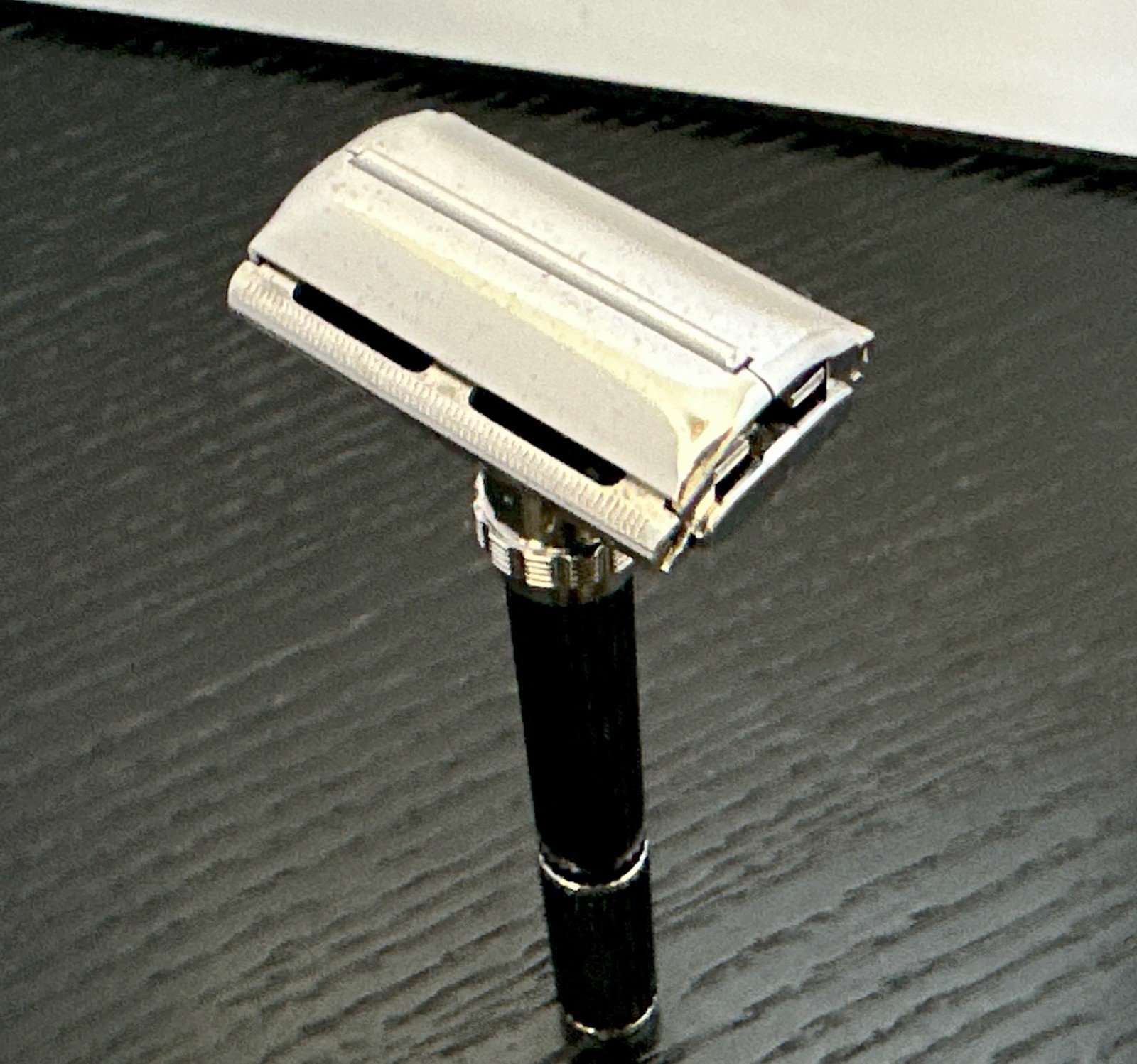 Vintage Gillette Super Adjustable 109 PV Safety Razor/1980 A3