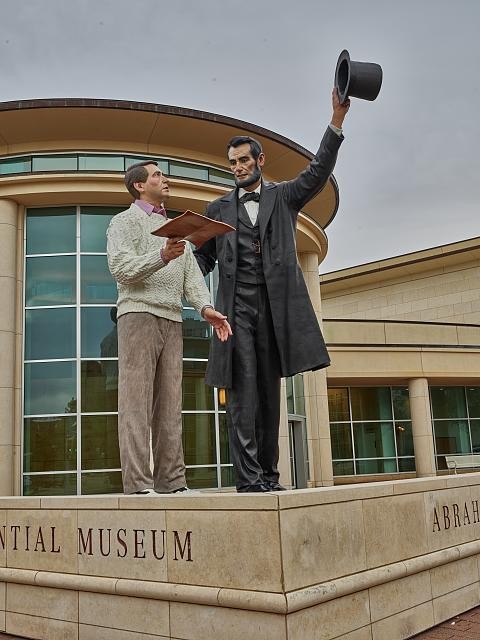 Photo:Springfield IL Abraham Lincoln Museum Return Visit Sculpture 2000s