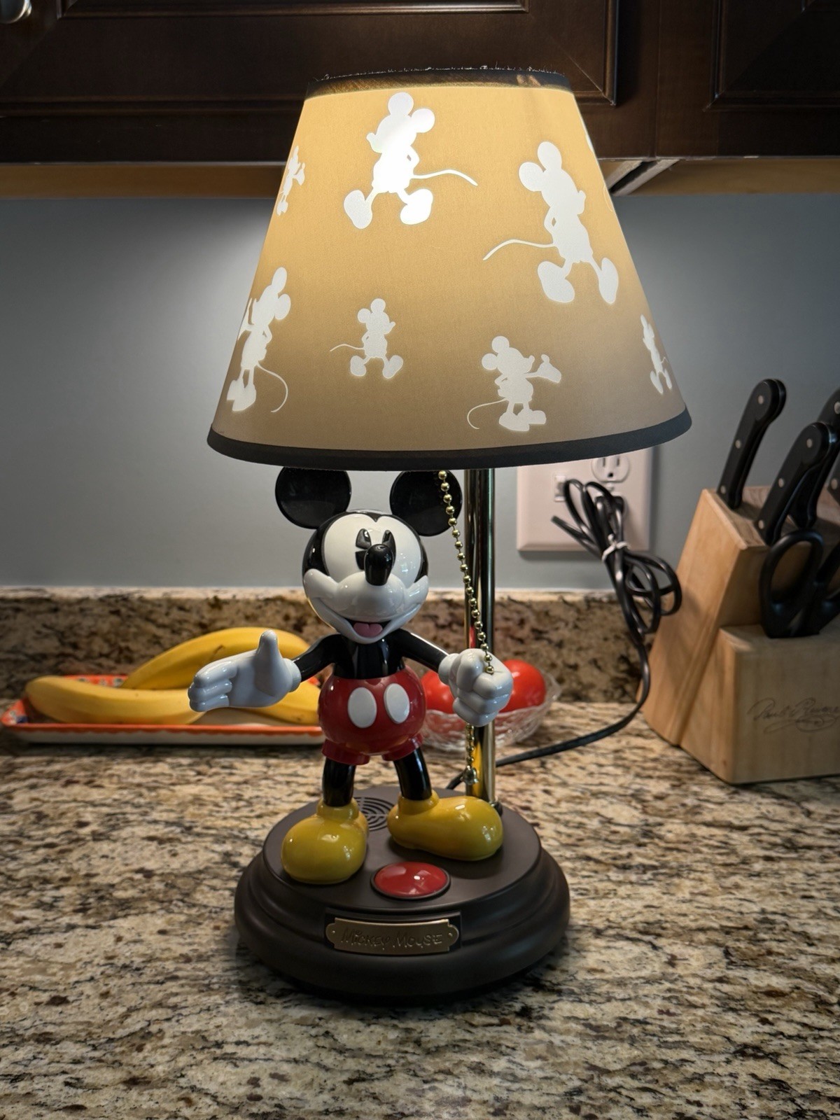NIB Disney Mickey Mouse Talking Lamp by House of Mouse