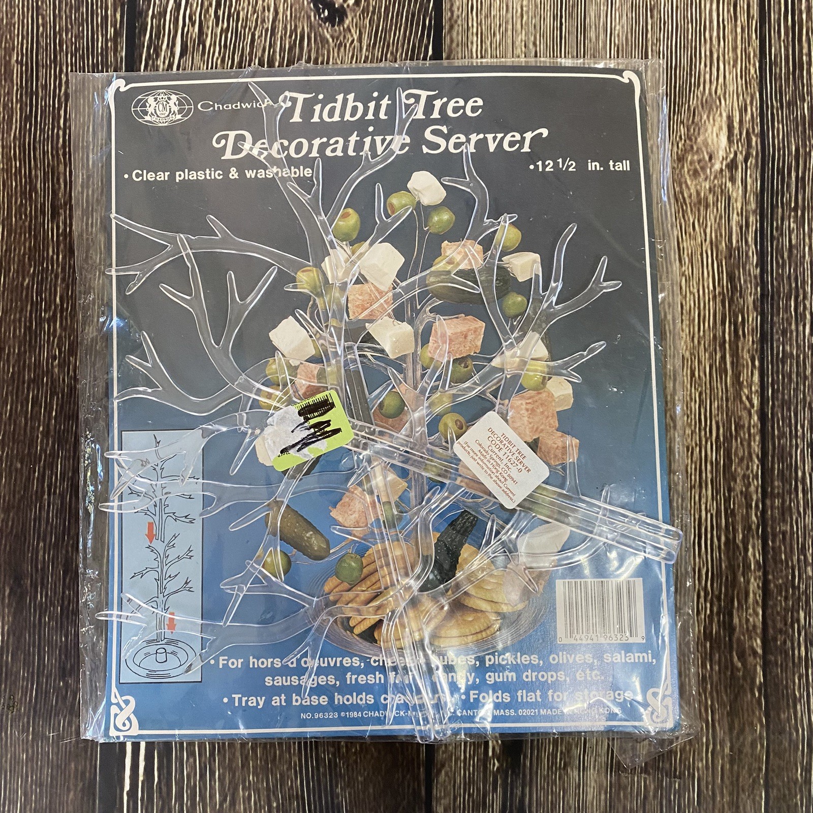 Vintage 1980\'s Chadwick Clear Plastic Tidbit Tree Decorative Server Clear New