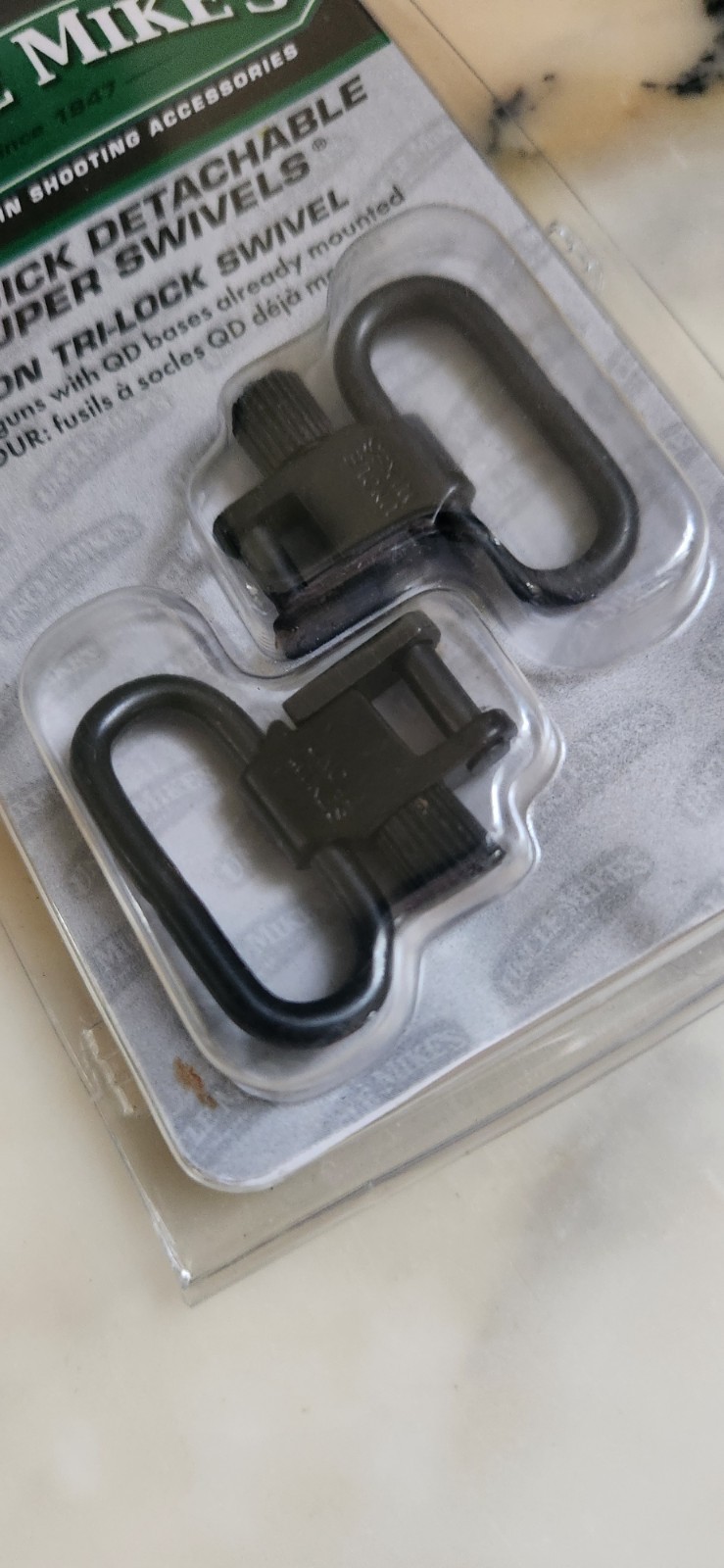 Vintage Uncle Mike\'s Quick Detachable Super Swivels, For 1\