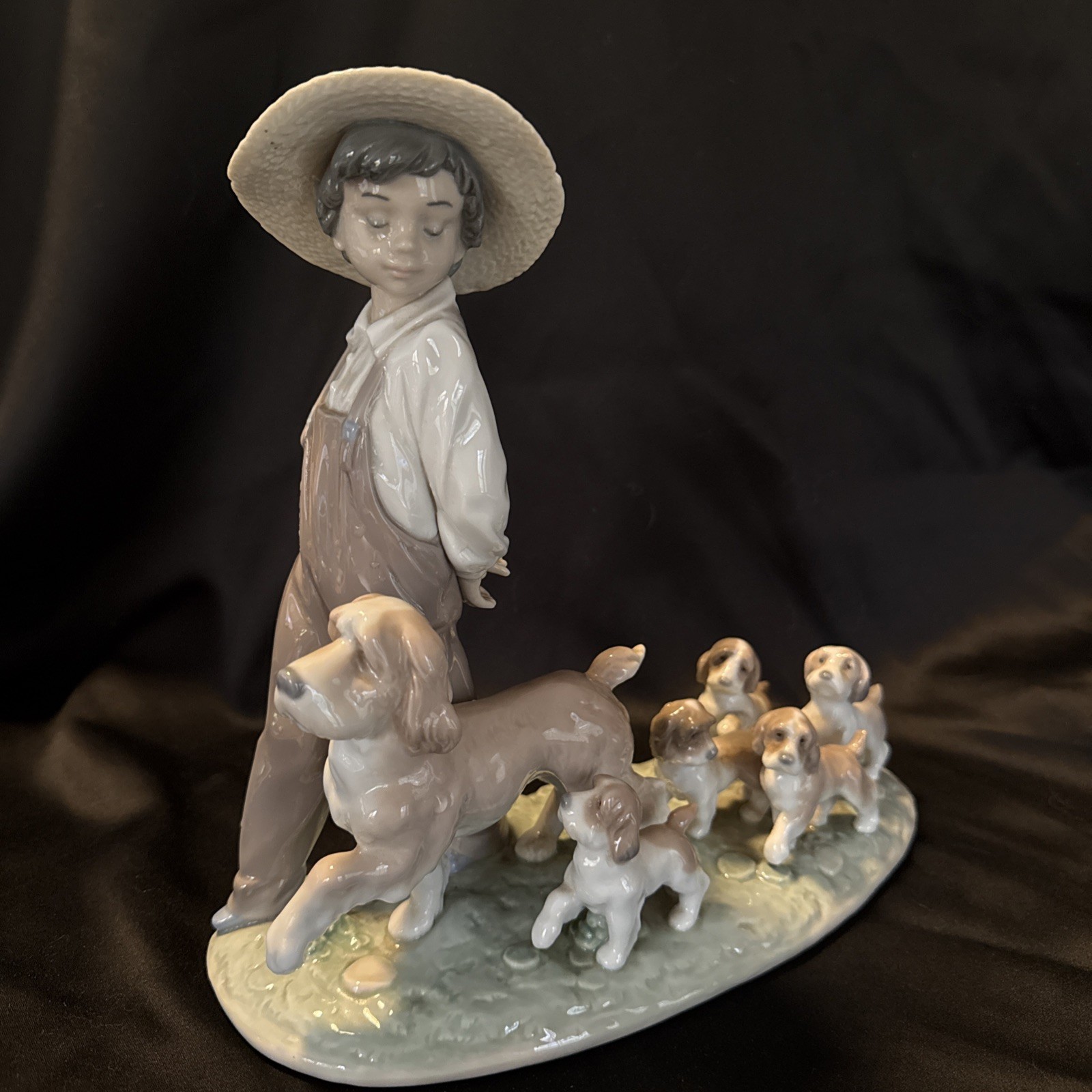 Lladro Porcelain Figurine \