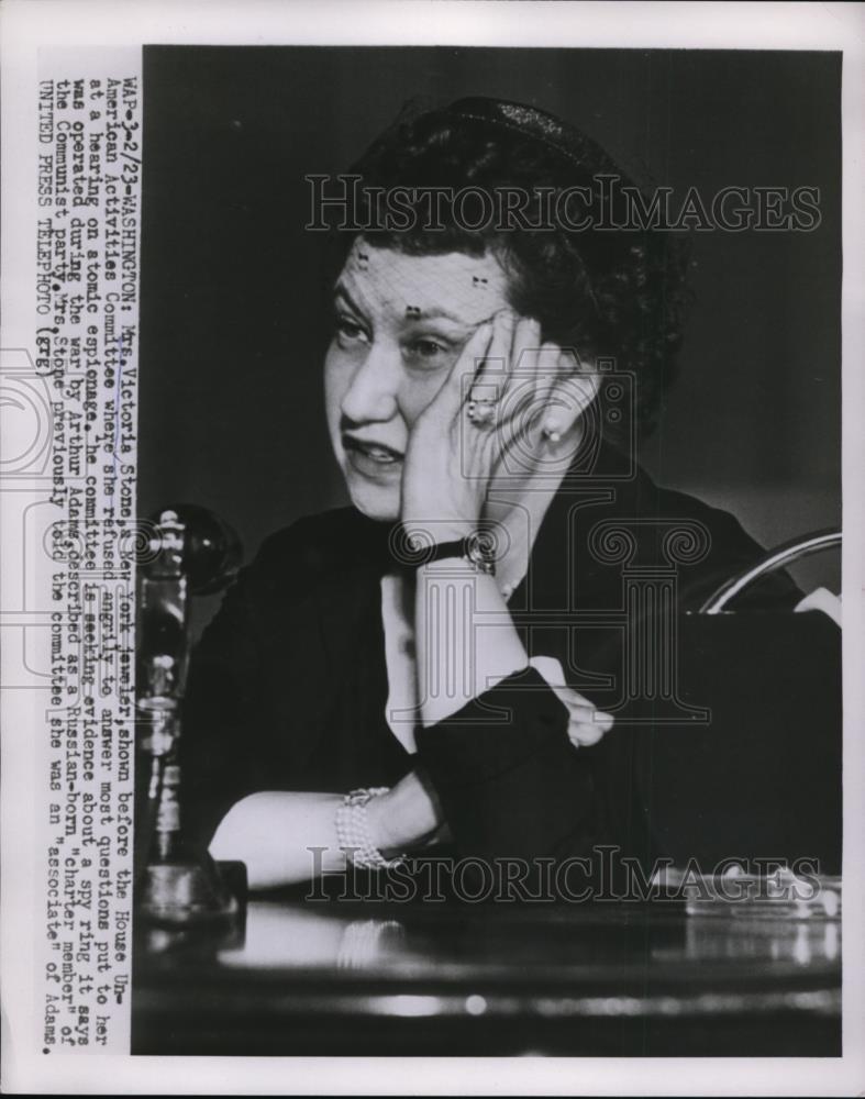 1954 Press Photo Victoria Stone at House Un-American Activities Committee