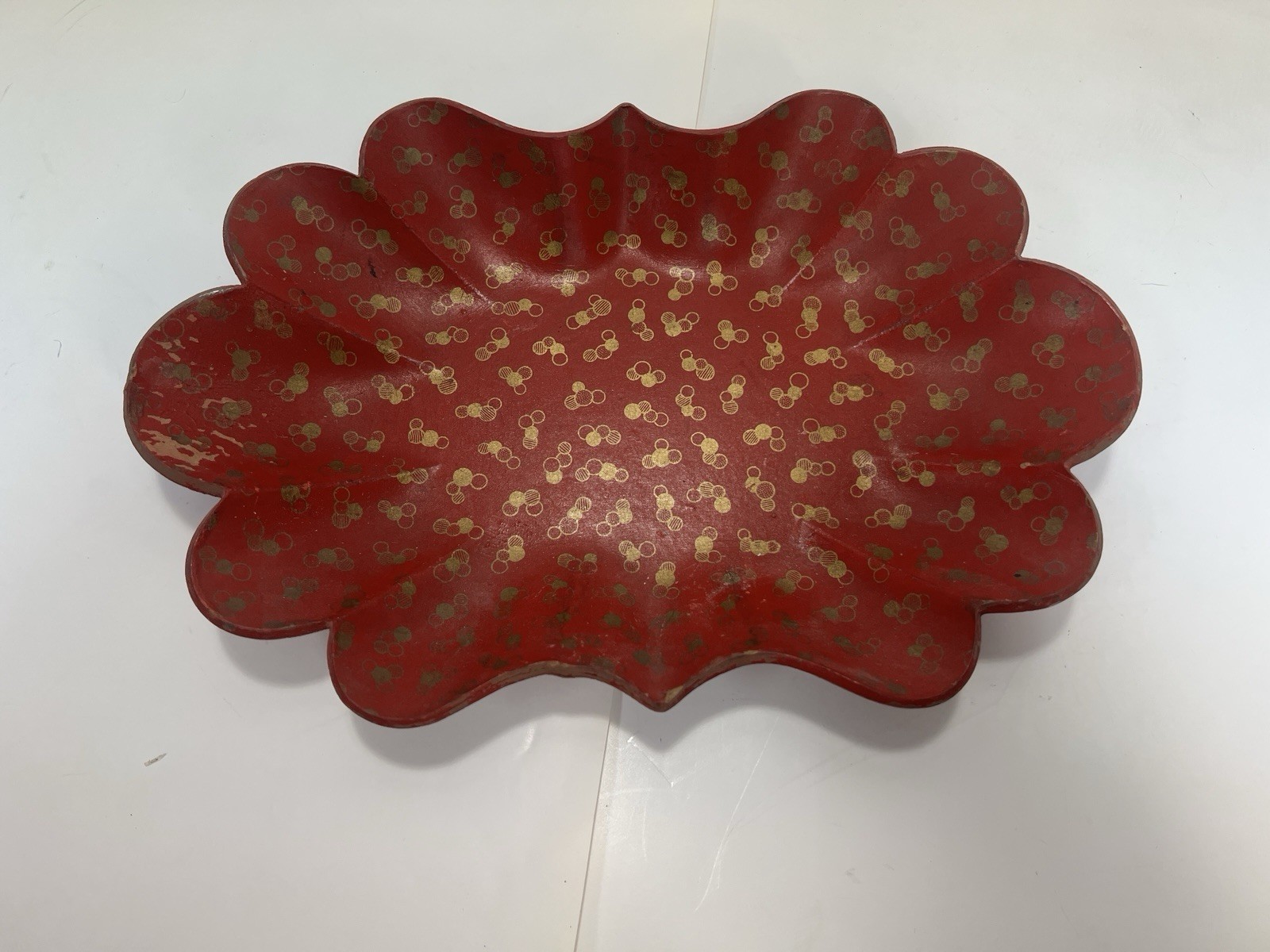 Antique 19th Century French Chinoiserie Red Scalloped Papier Mache Tray Bowl