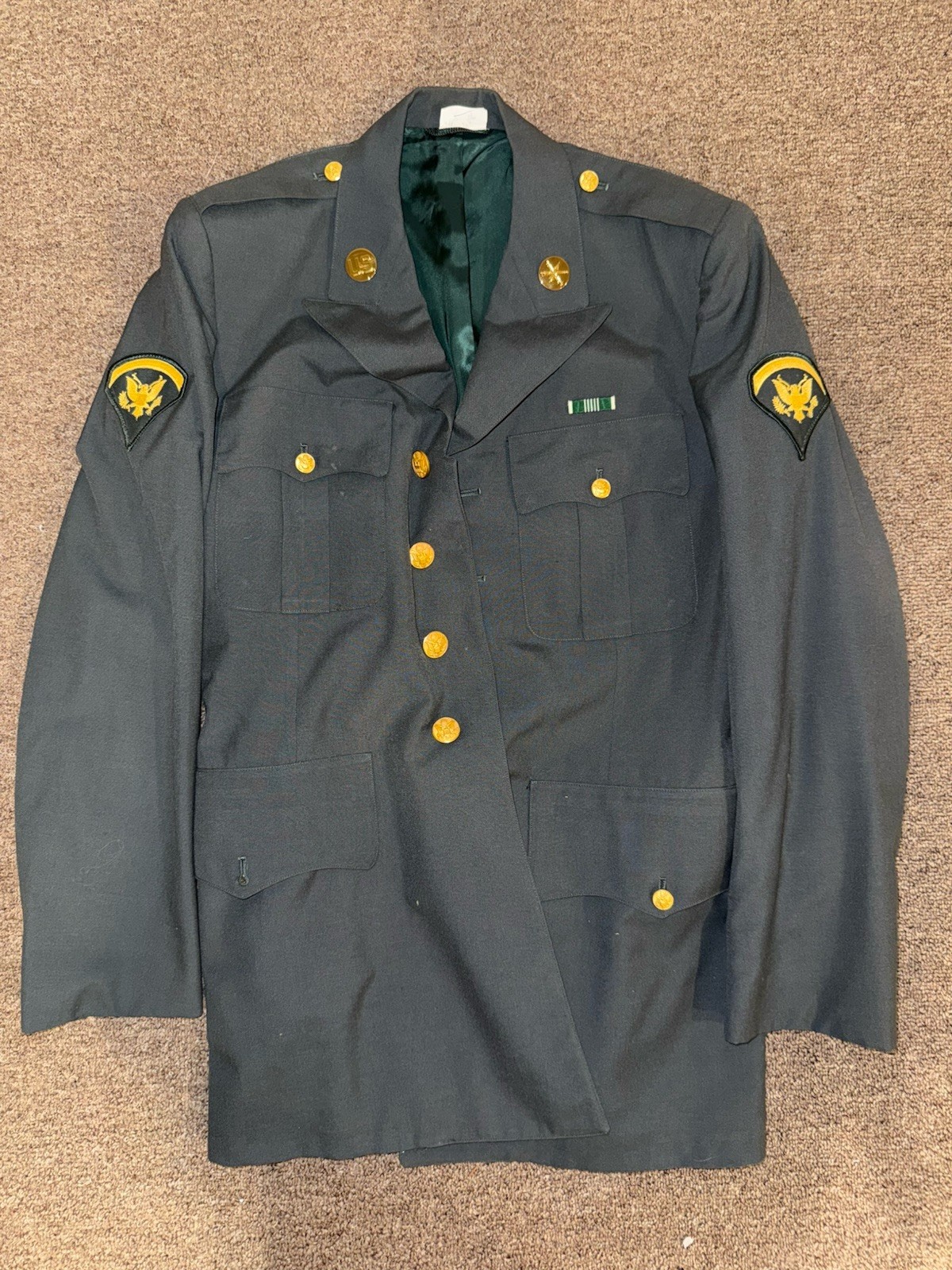 Vintage US Army Green Dress Uniform Coat 39 Long 8405-965-1621 Military Insignia