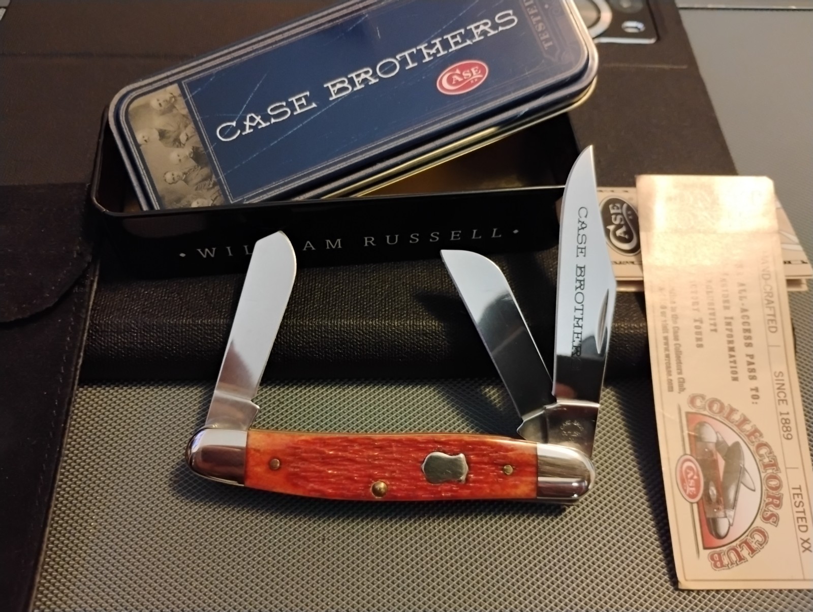 Vintage 2000 Case Brothers 6347 SS Stockman Russell Jigged Chestnut Bone Knife