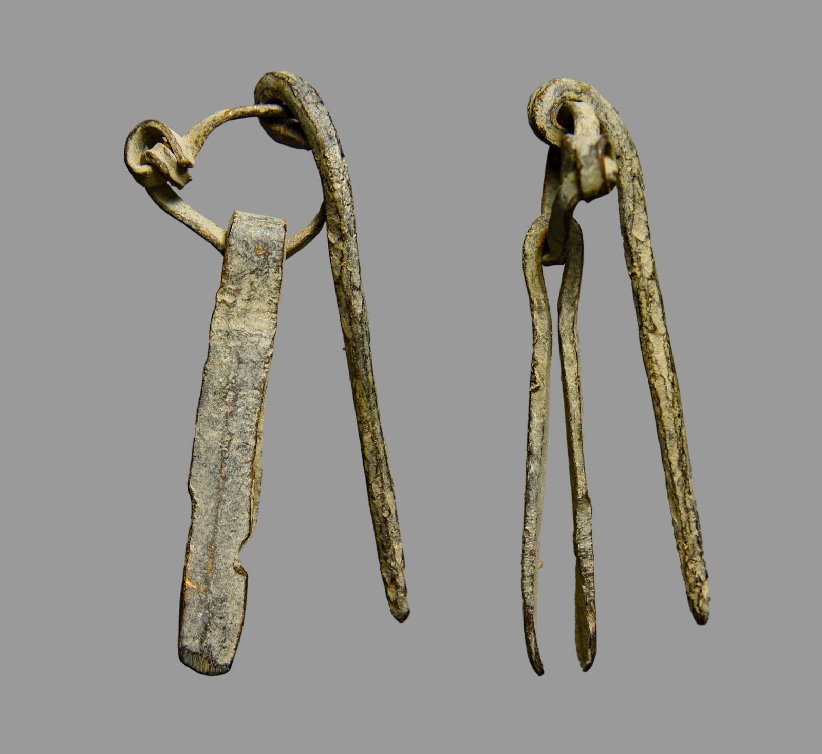 Antiquity Ancient Roman Bronze Tweezers Ear Scoop Nail Cleaner Chatelaine Set