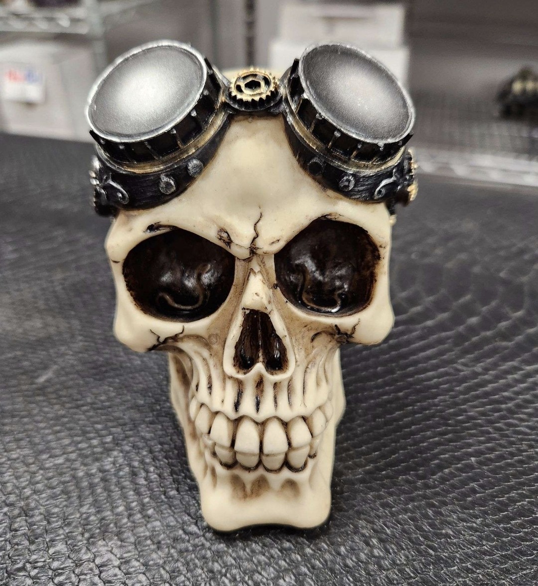 Steampunk Skull Figurine Statue w/ Goggles Gothic Resin Desk Decor Halloween