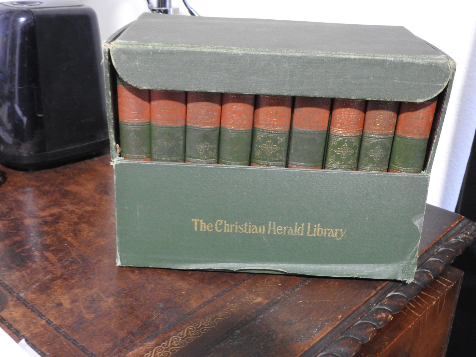 The Christian Herald Library 9 volumes with case Copyright 1896