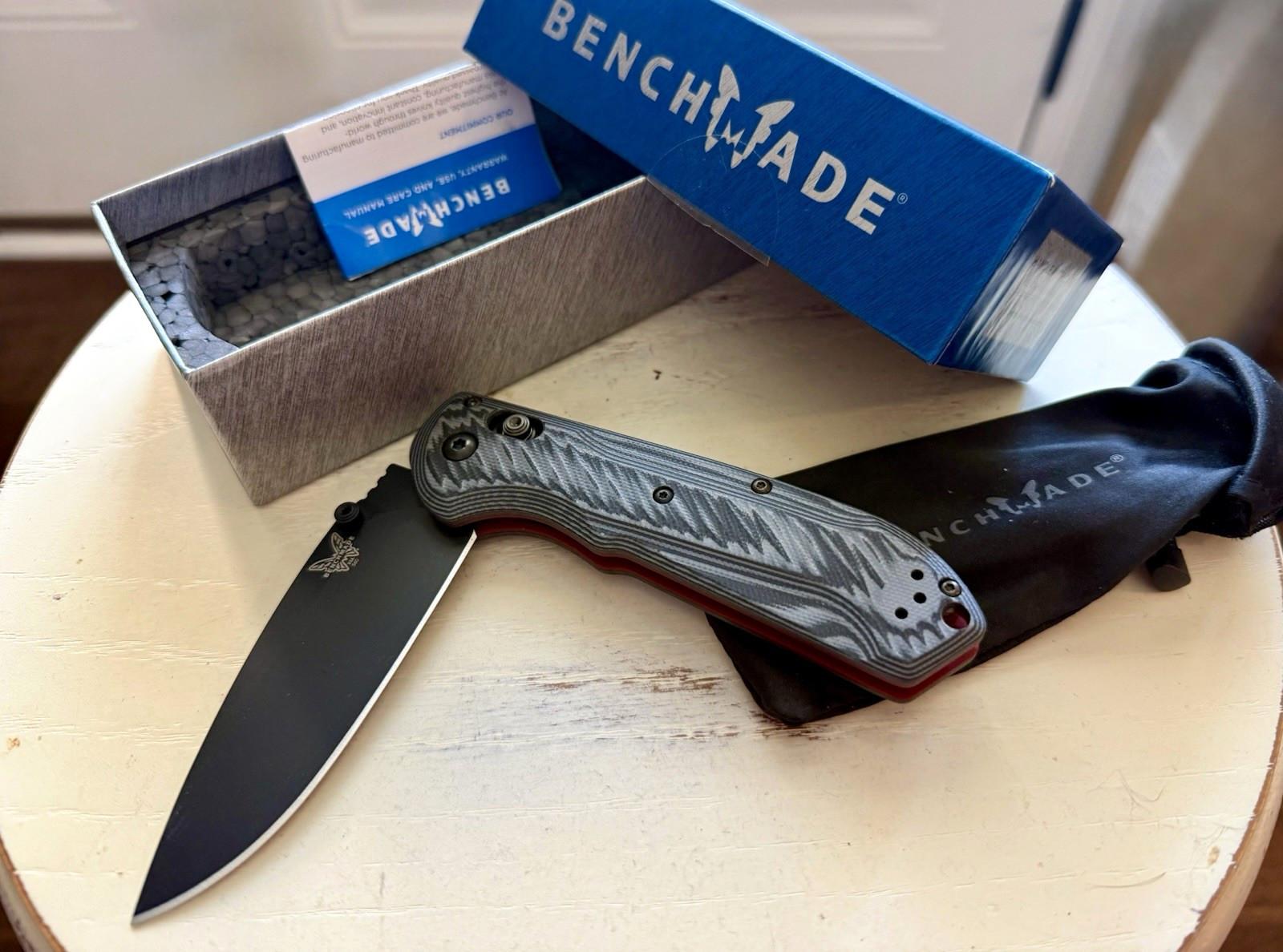 Benchmade 560BK-1 Freek Pocketknife CPM-M4 G10 Axis Lock Plain Drop Point