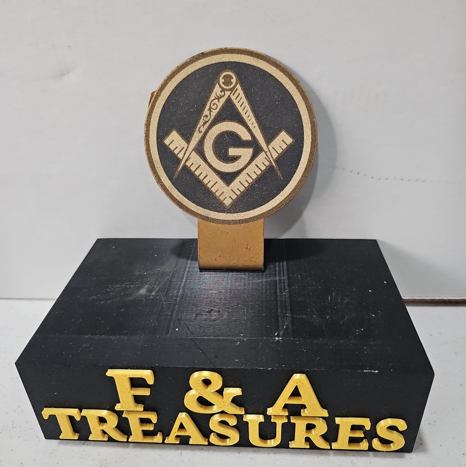 Vintage Collectible Freemason License Plate Topper 