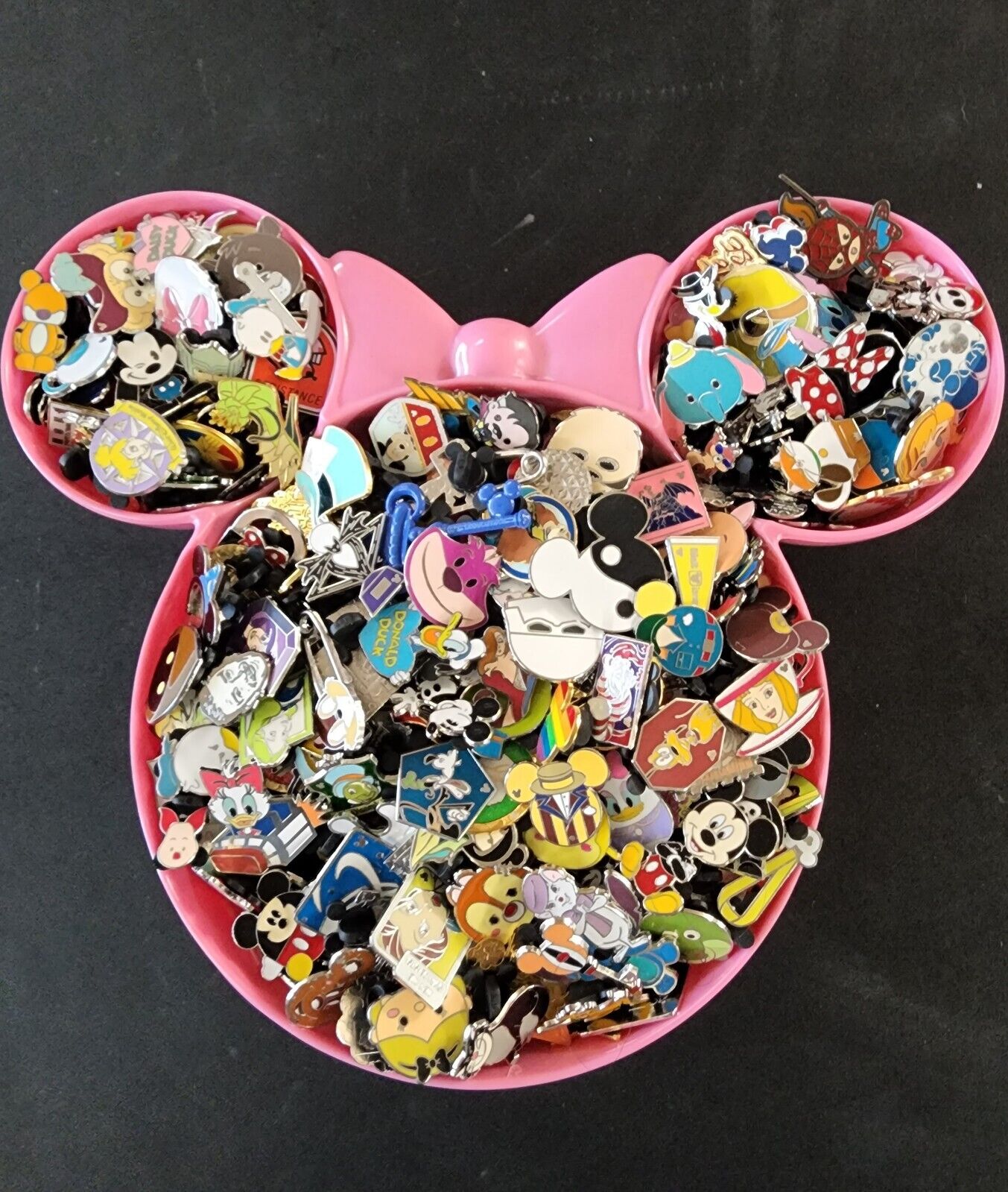 DISNEY PIN TRADING LOT 200, NO DOUBLES, FREE PRIORITY SHIPPING, TRADEABLE