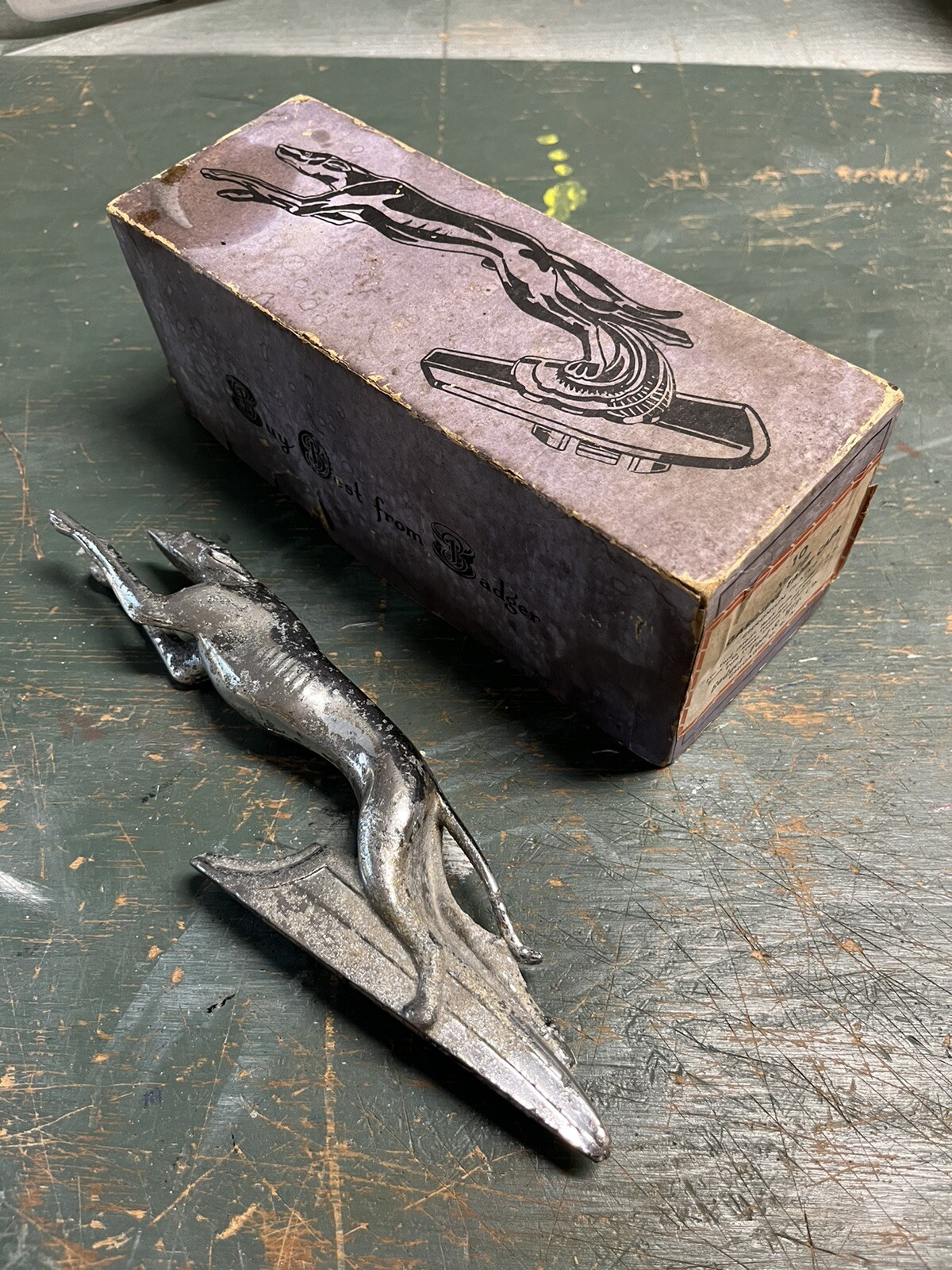 Badger 1930s FORD GREYHOUND HOOD ORNAMENT Box RADIATOR CAP  MASCOT Lincoln Buick