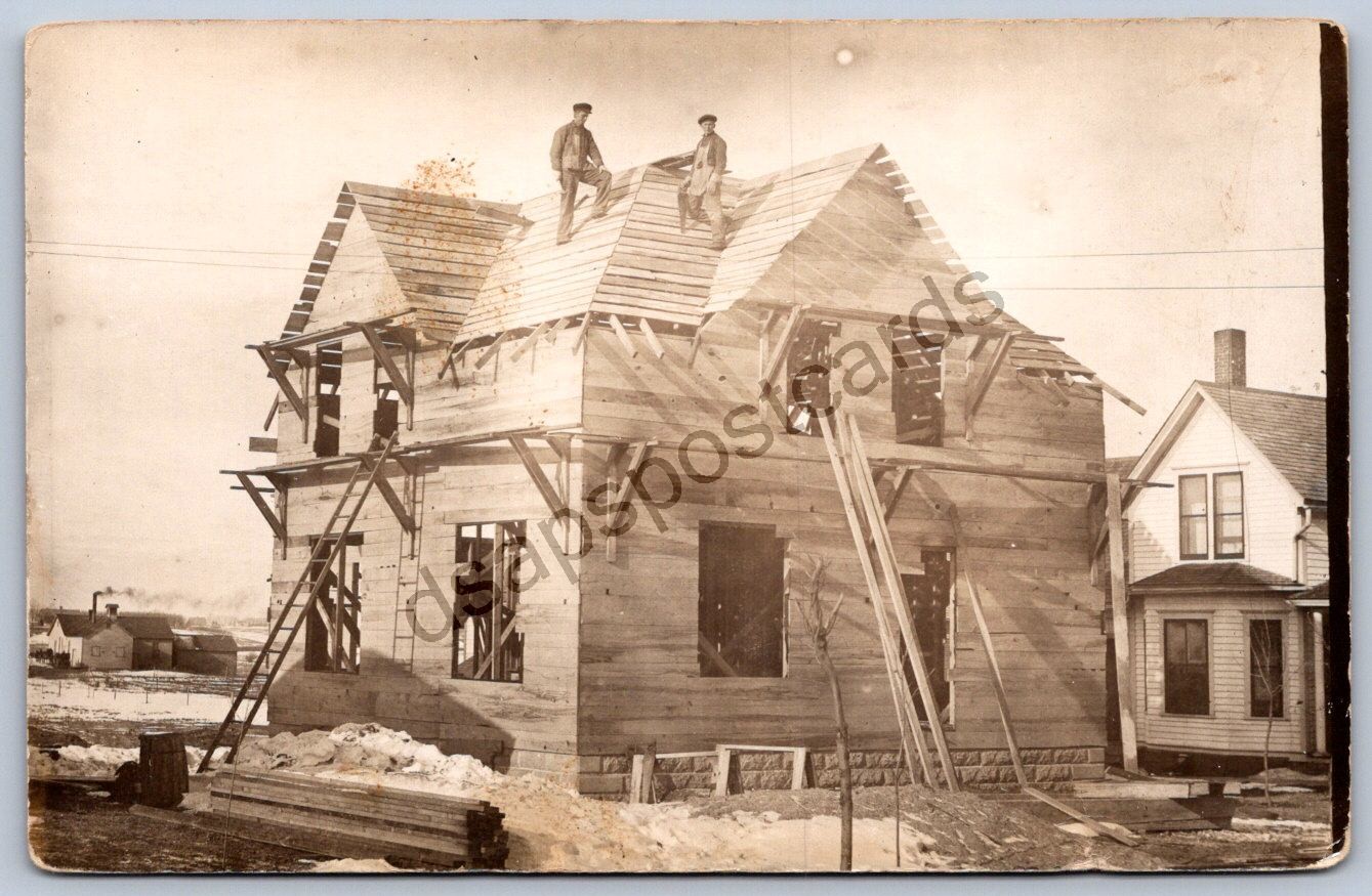 K50/ Interesting RPPC Postcard c1910 Americana House Construction Men 24
