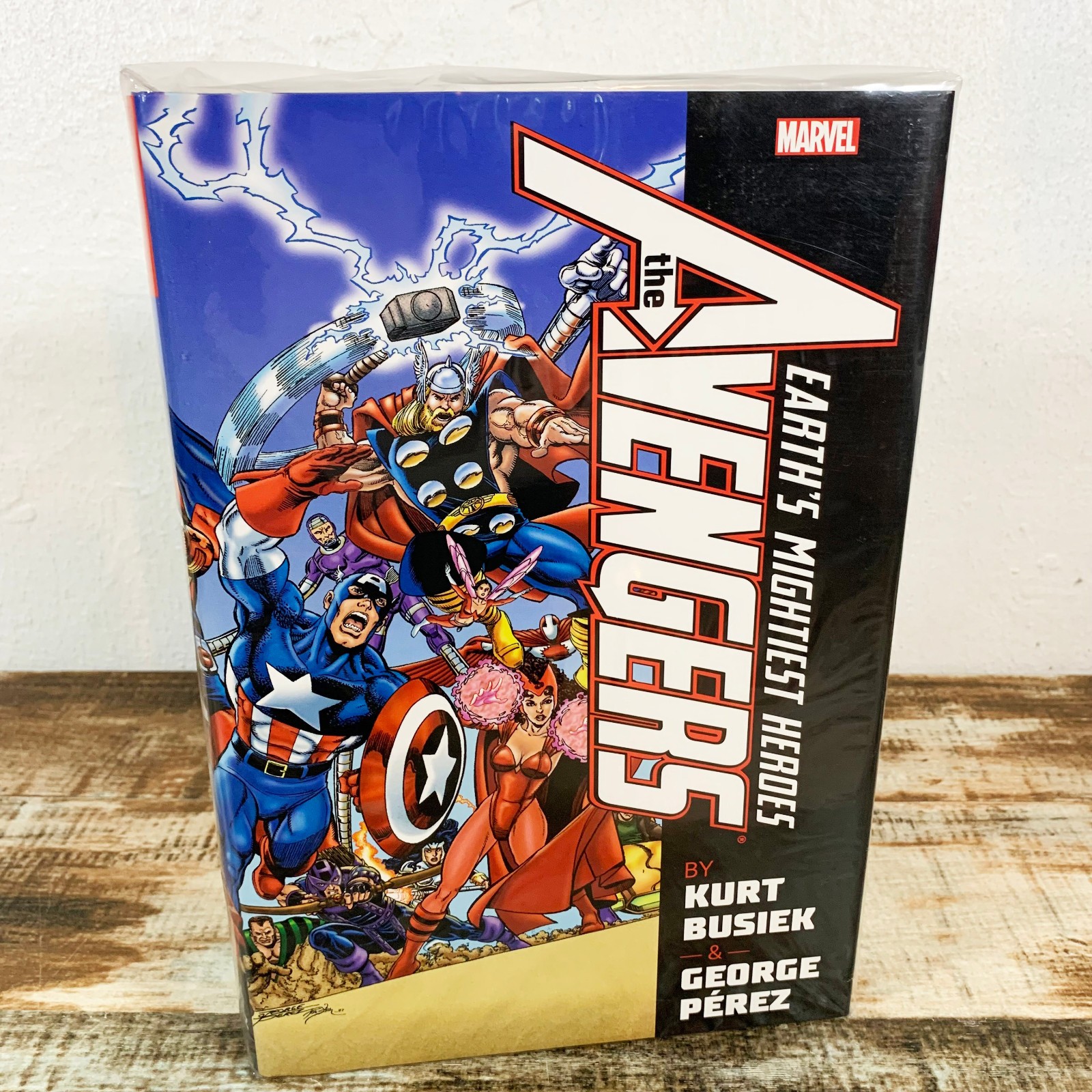 The Avengers Volume 1 (Marvel Omnibus) SIGNED by Kurt Busiek - EX Condition