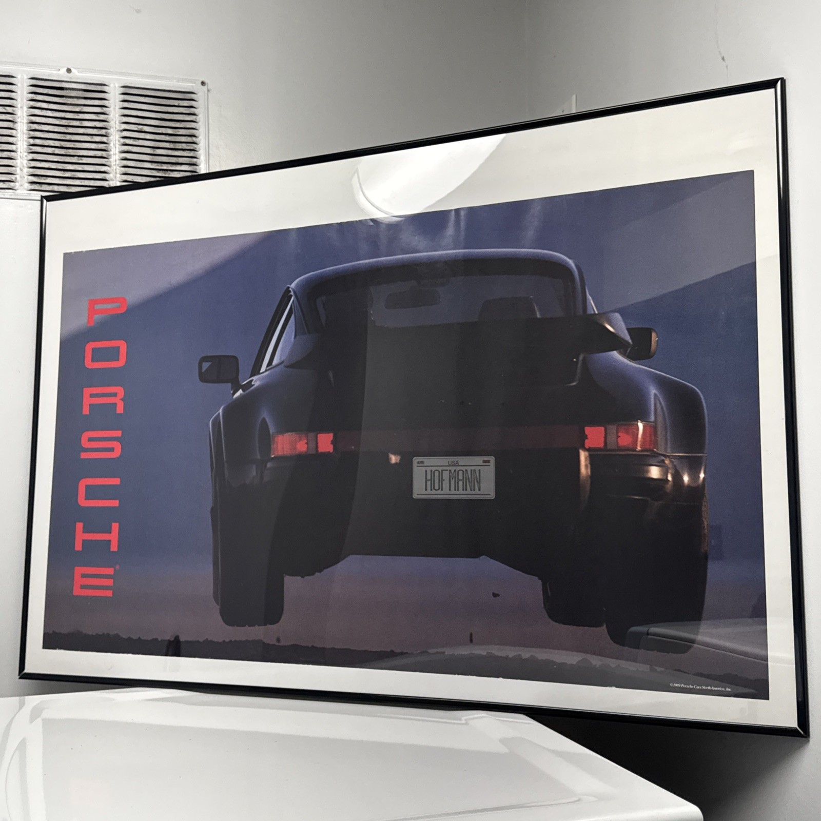VINTAGE 1989 Flying PORSCHE 911 37\