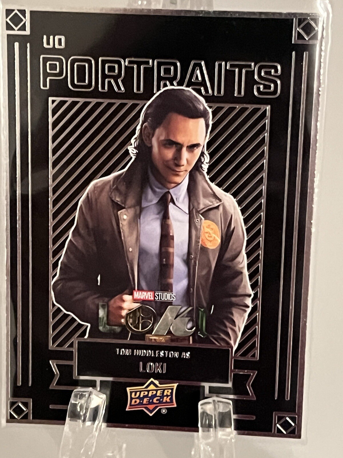 TOM HIDDLESTON     2024 Upper Deck Marvel Studios    P24    UD PORTRAITS    LOKI