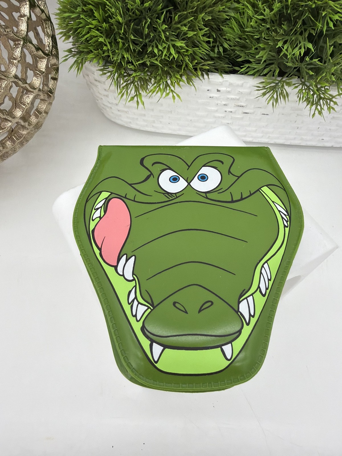 Vintage Disney Store Peter Pan Tick Tock Crocodile Wallet Captain Hook Inside