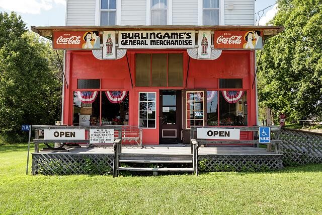 Photo:Froelich Iowa Burlingame\'s General Store 1891 Village Museum 2016