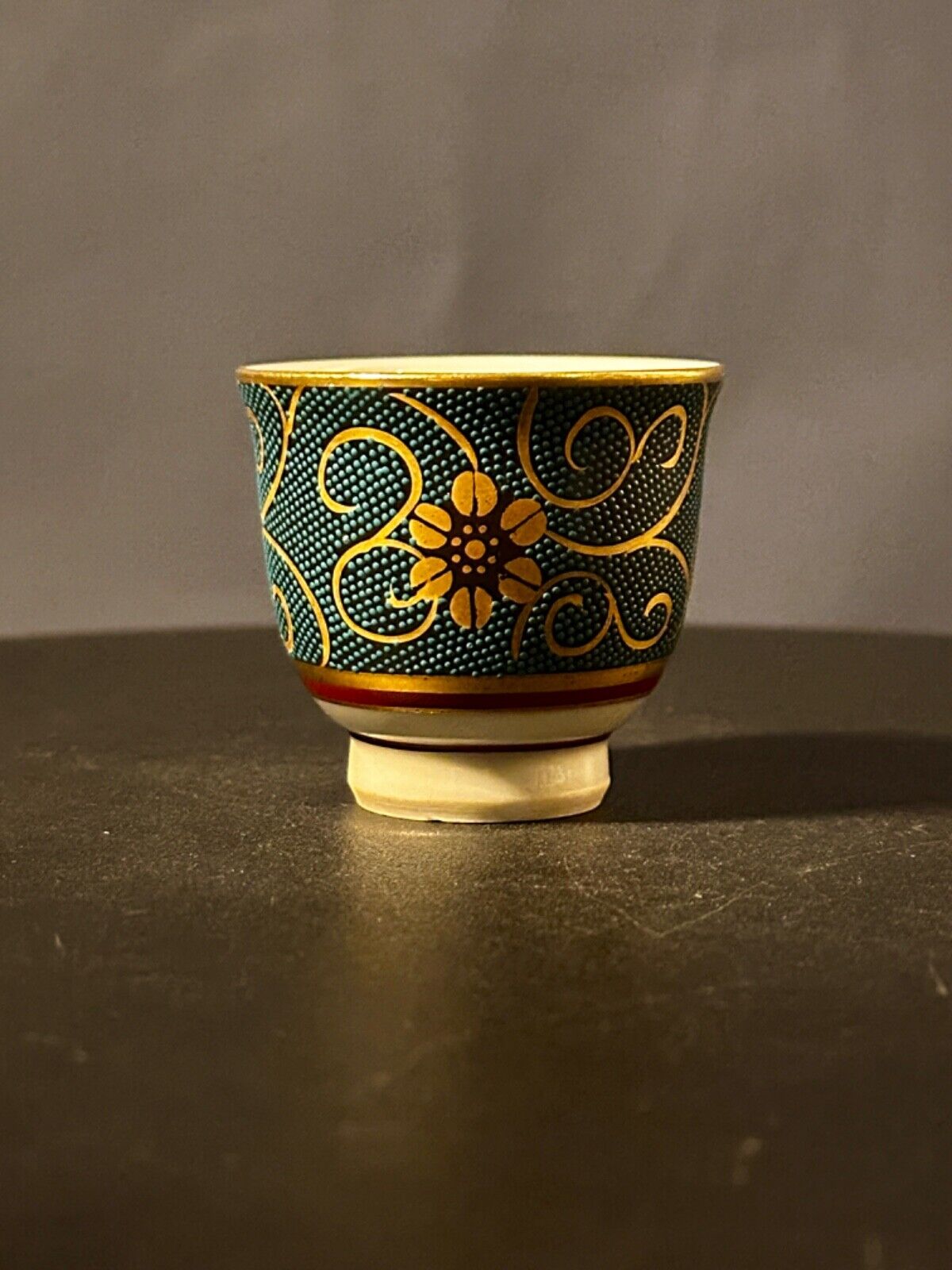 Antique Japanese Kutani Ware Master Cup, Edo Period, Hand-Painted Blue Grain