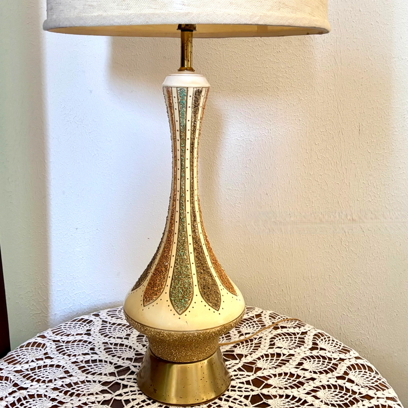 Vintage Genie Bottle Table Lamp w Drum Shade Atomic MCM 1960 Quartite Creative