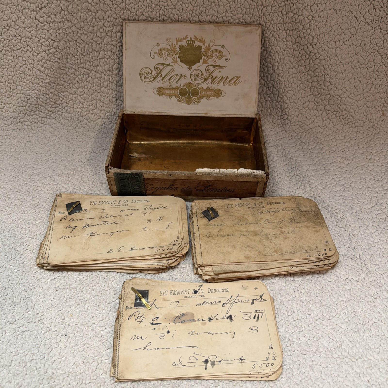 1890s Handwritten Pharmacy Prescriptions Lot Vic Emmert, In Flor Fina Cigar Box