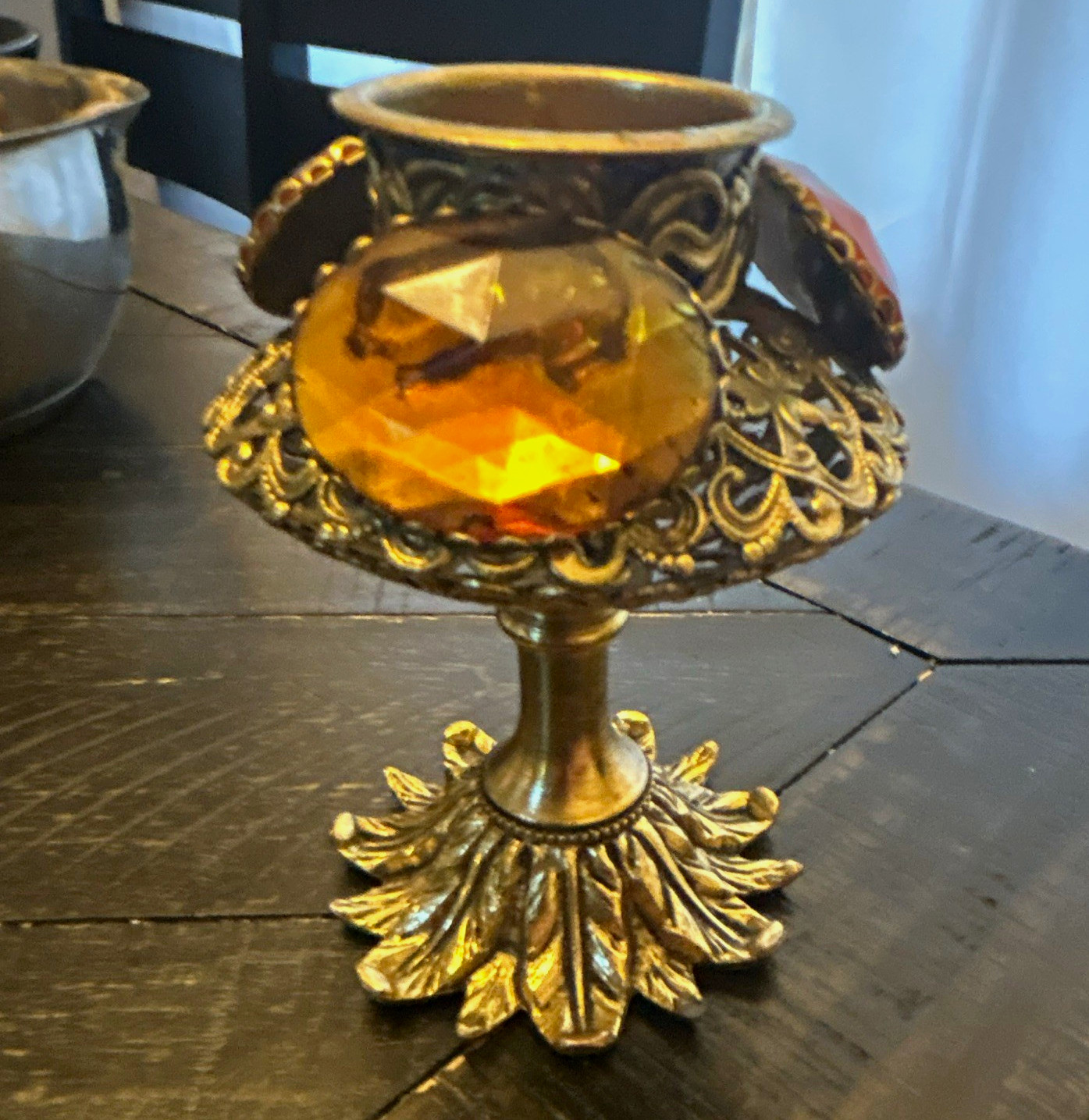 Rare Vintage 1960s Hollywood Regency 3-Stone Gilt Table Lighter Base – Amber