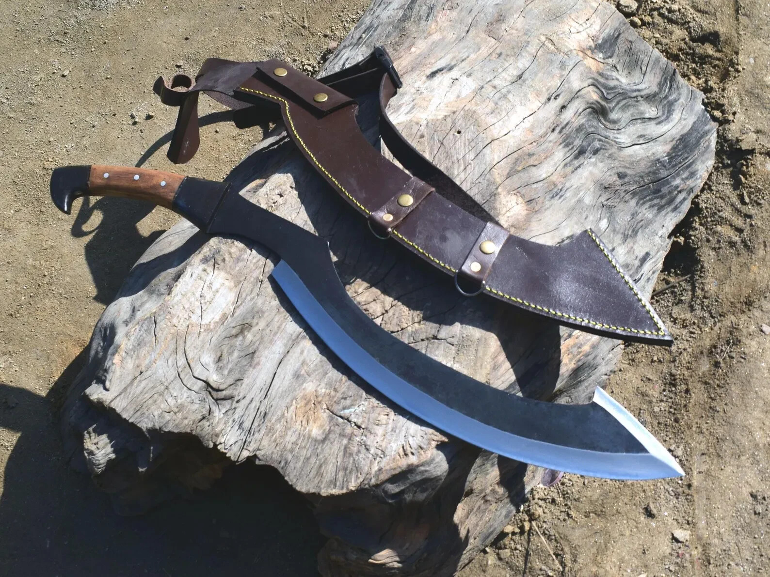 New Custom Handmade Carbon Steel Blade Egyptian Khopesh Sword  Hunting Sword