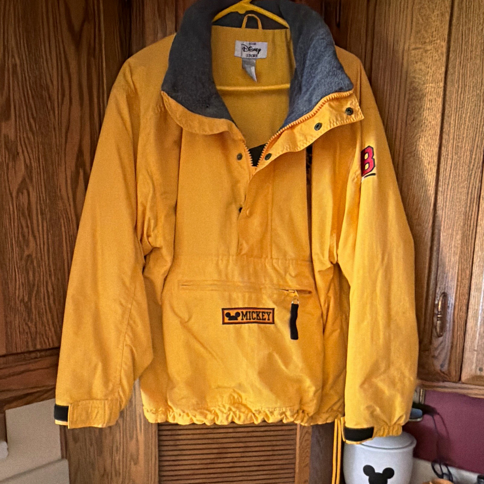 The Disney Store Mickey Mouse Yellow/Gray Hooded Pullover Jacket M Patch 28