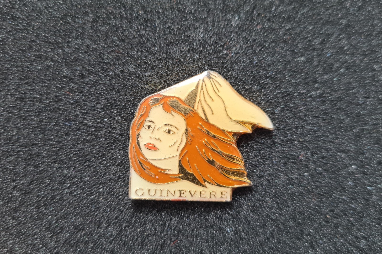 Vintage Guinevere Merlin King Arthur Dragon Welsh Badge Christmas 