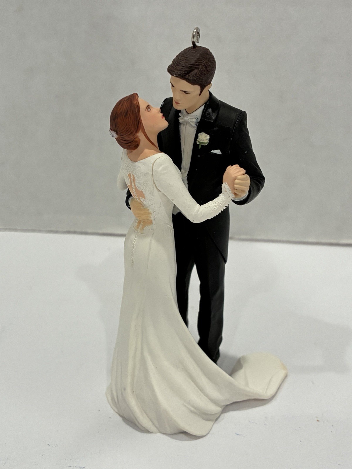 Hallmark Keepsake Ornament Twilight Saga Breaking Dawn Pt1 Edward Bellas Wedding