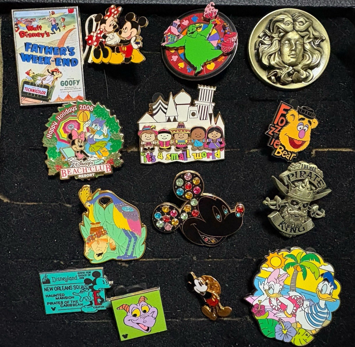 Lot of 14  Disney Trading Pins Mixed Lot Vibtage Rare Limited Edition D23