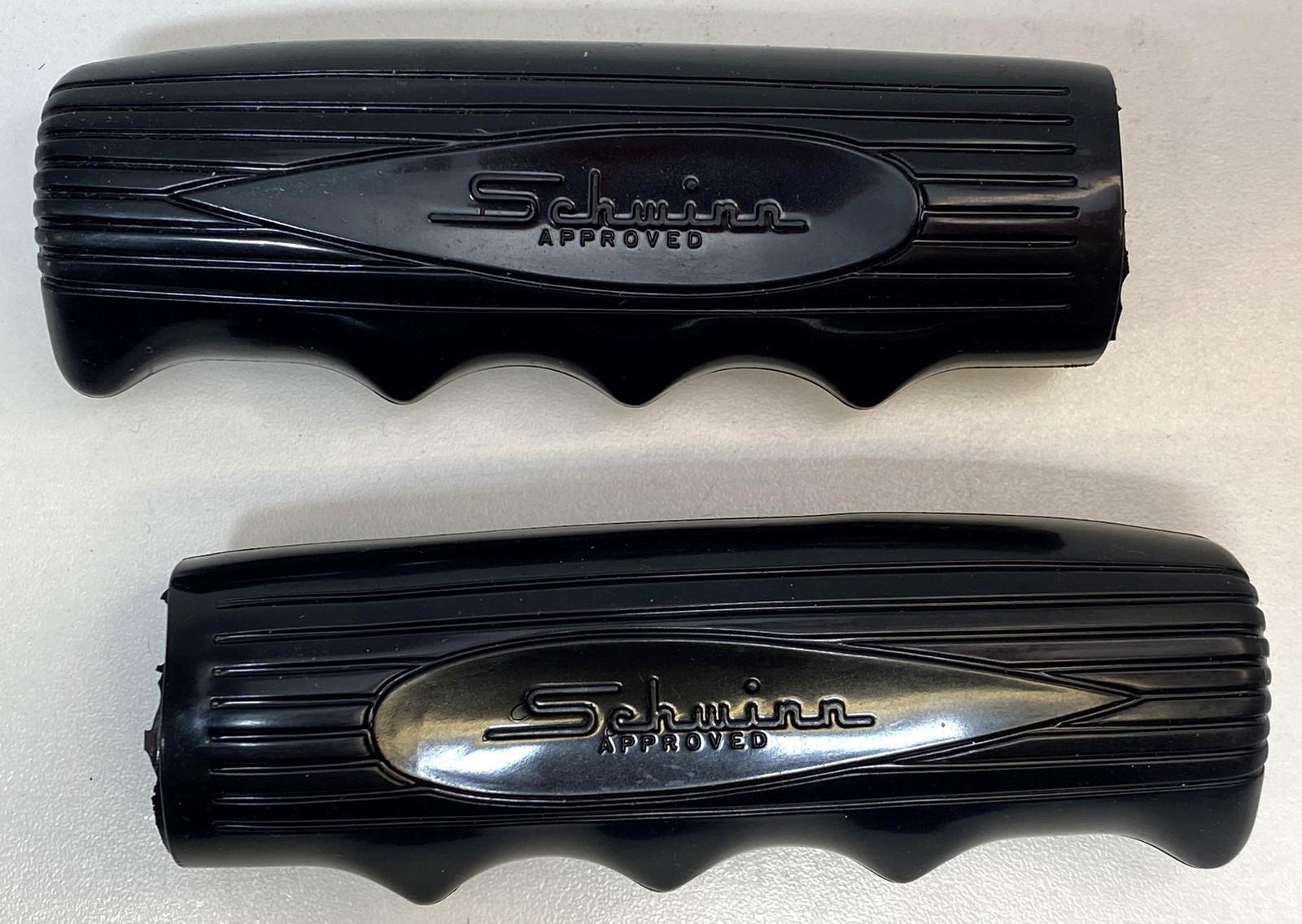new old stock 1970's Schwinn CUSHION GRIPS Black