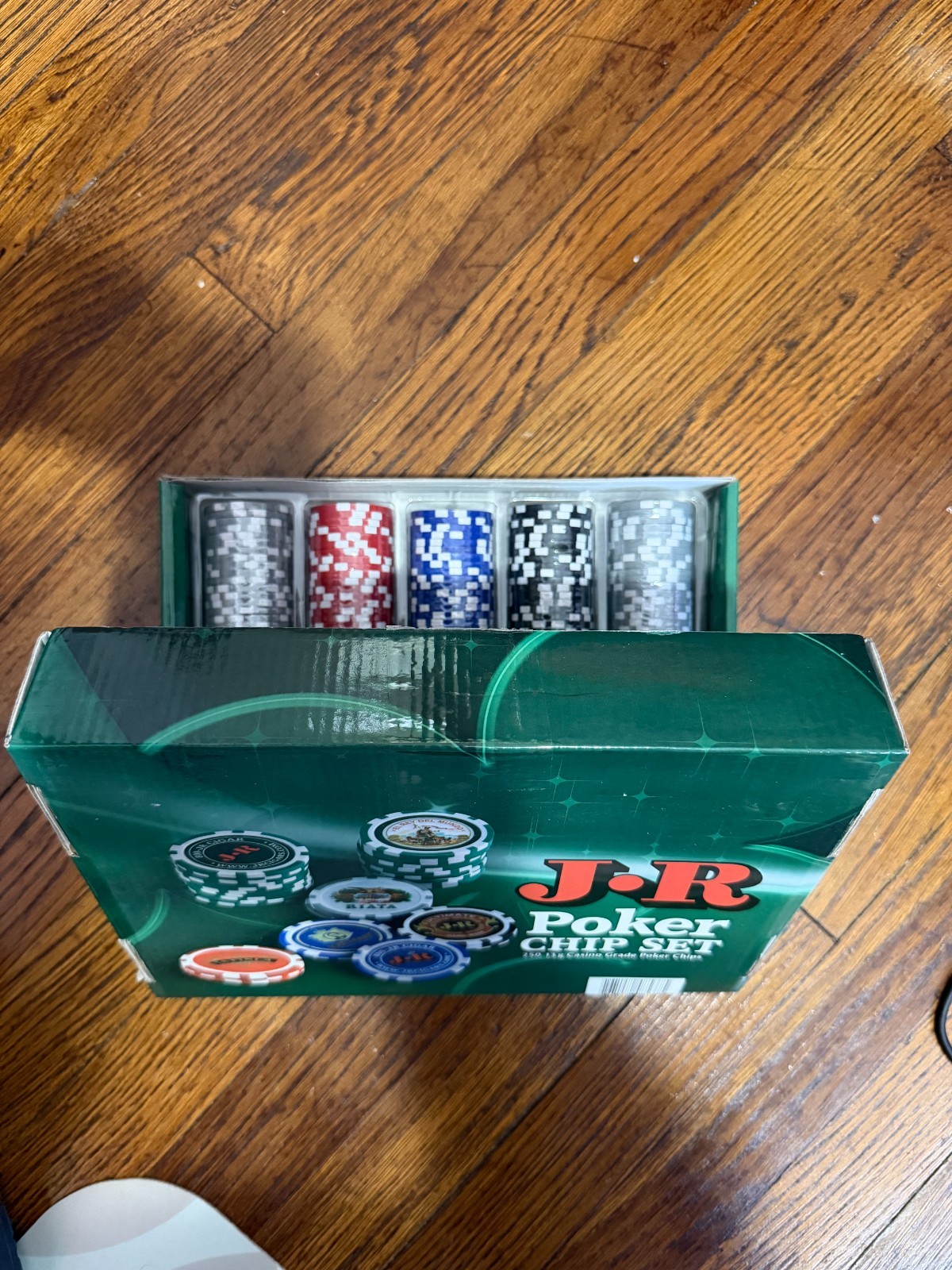 J•R Cigar 250 Piece Clay Comp Poker Casino Chip Set 13G 40MM 3.3MM