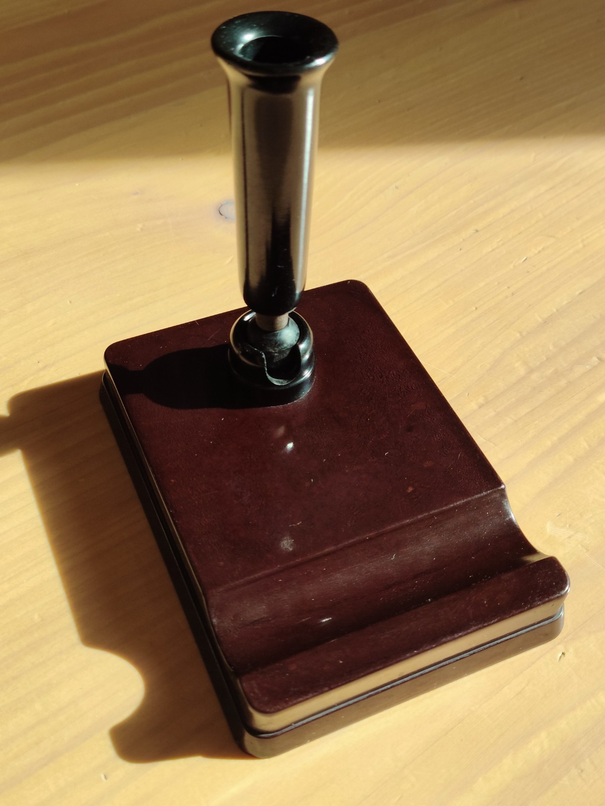 Art Deco bakelit fountain pen stand HELIT 1930\'s. RARE