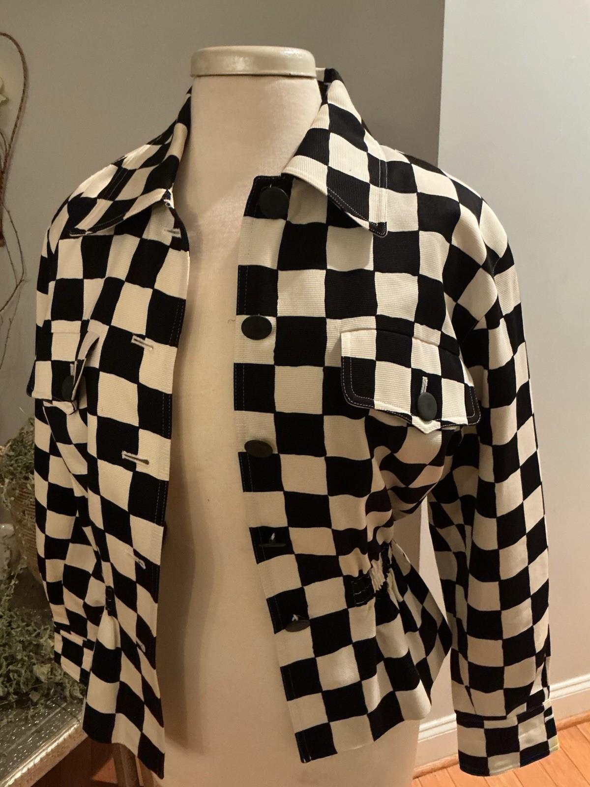 Escada Laurel Black White Checker  Jacket Size 36