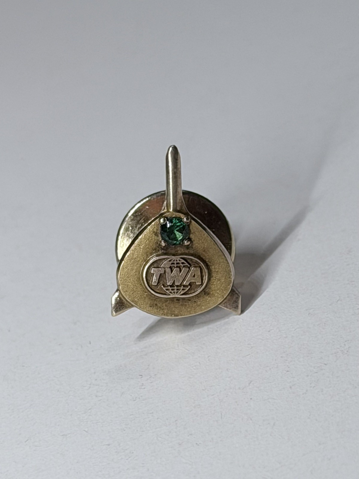Vintage TWA Airlines Service Gold Lapel Pin Badge w/ Faux Emerald Stone