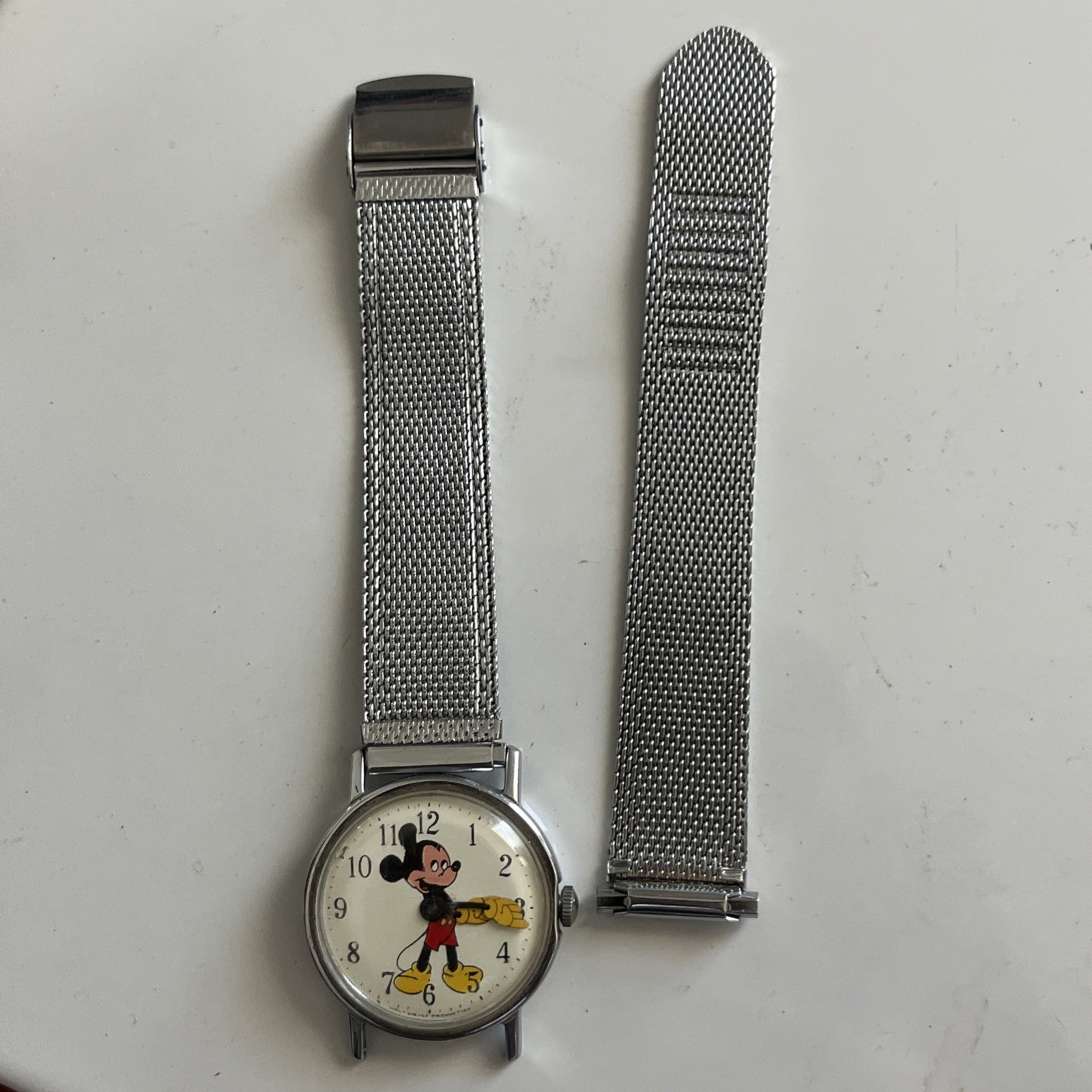 Vintage 1970s Men\'s Timex wind-up Mickey Mouse Watch for Repair