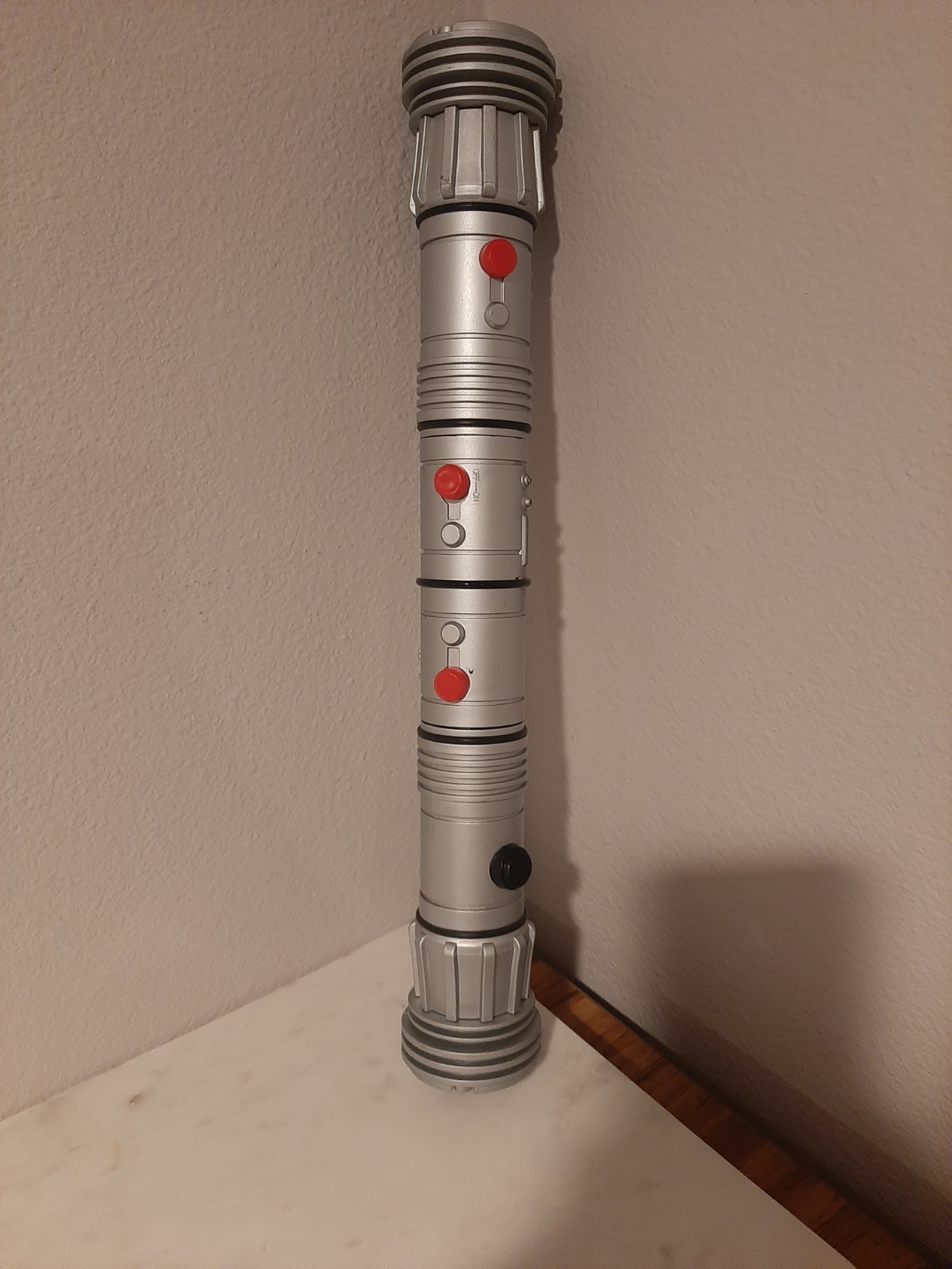 2011 Star Wars Darth Maul Double Bladded Light Saber Toy